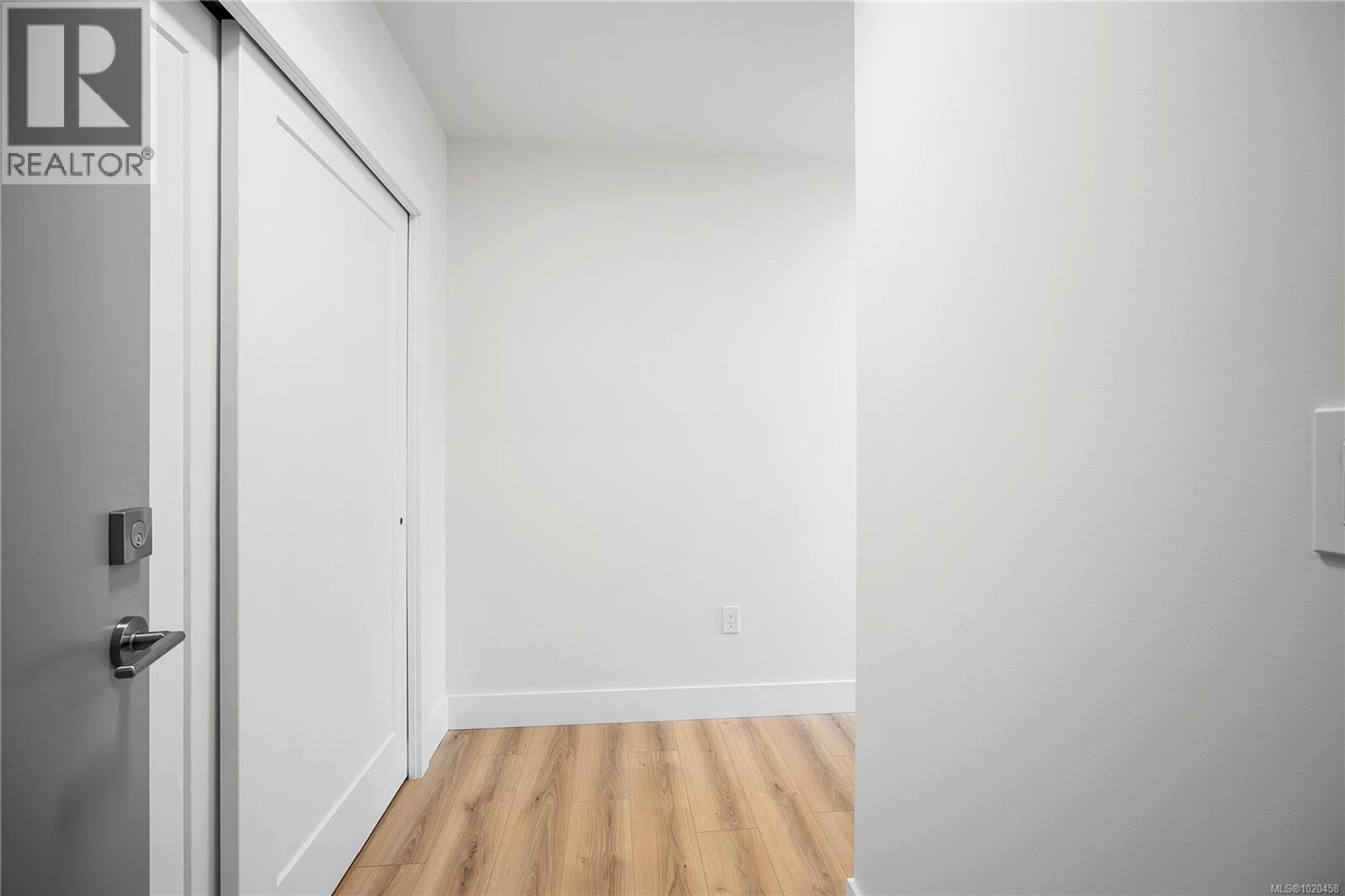 #505 45 HALIBURTON ST - 31