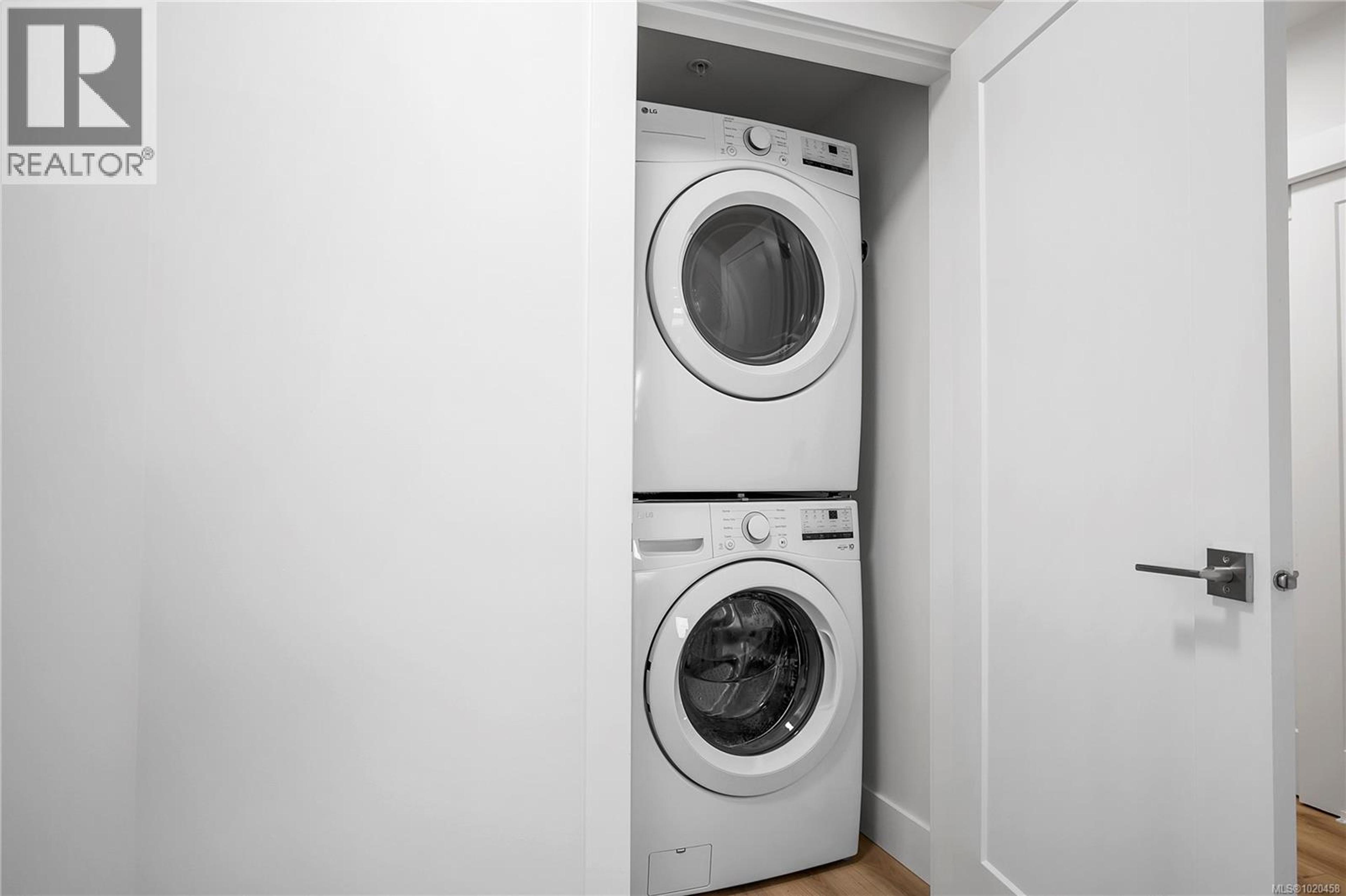 #505 45 HALIBURTON ST - 40