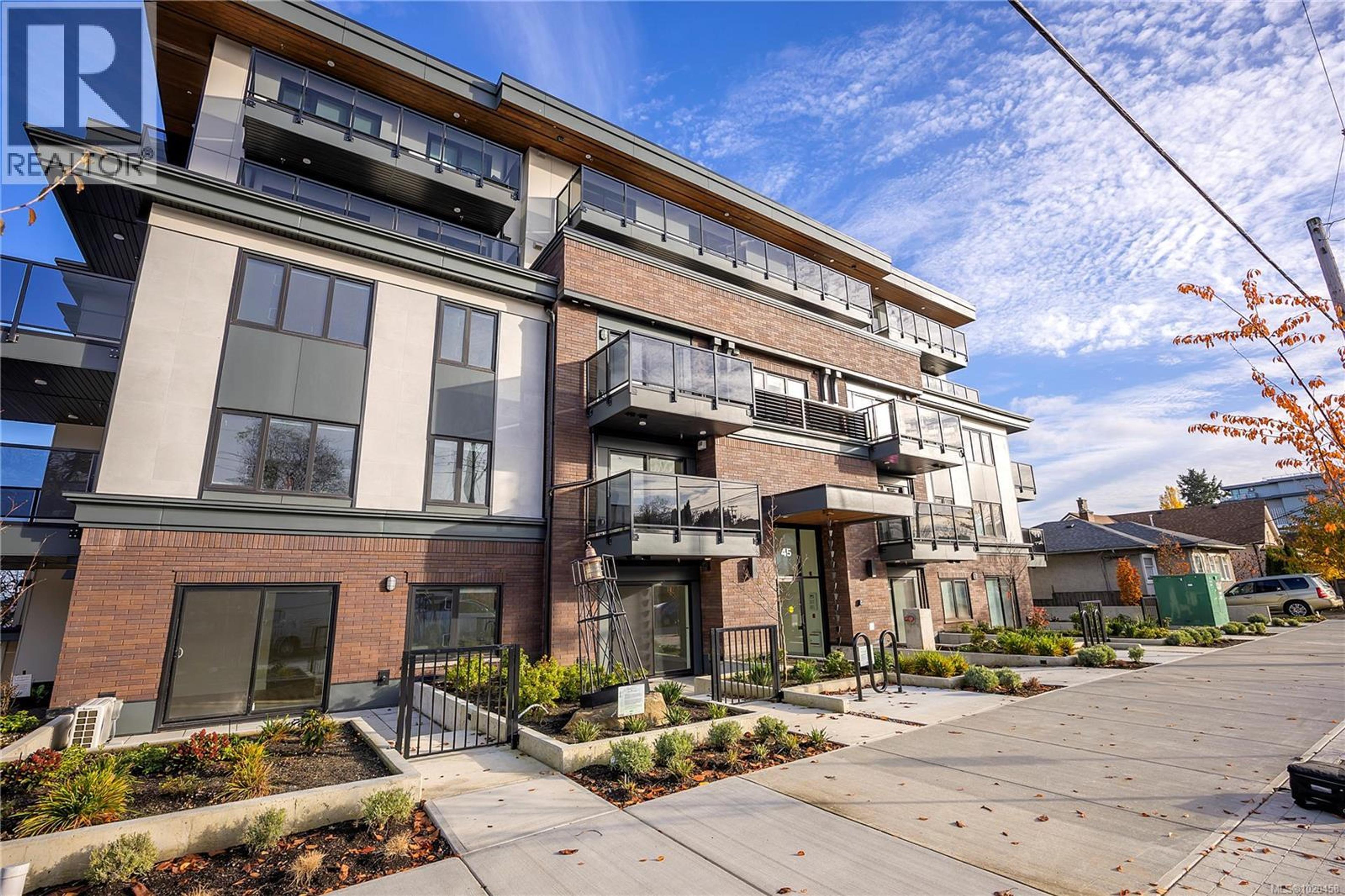 #505 45 HALIBURTON ST - 49