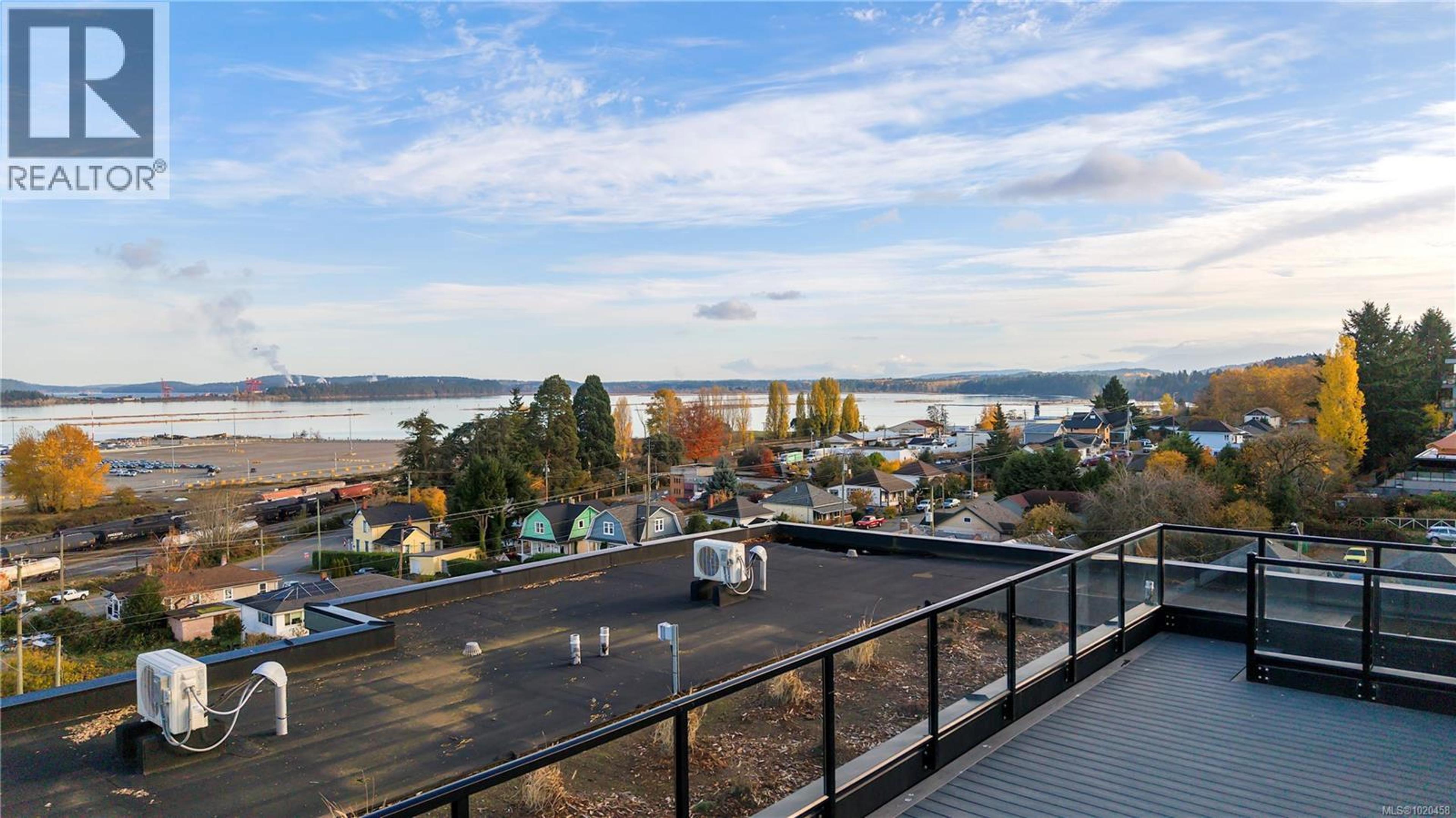 #505 45 HALIBURTON ST - 58