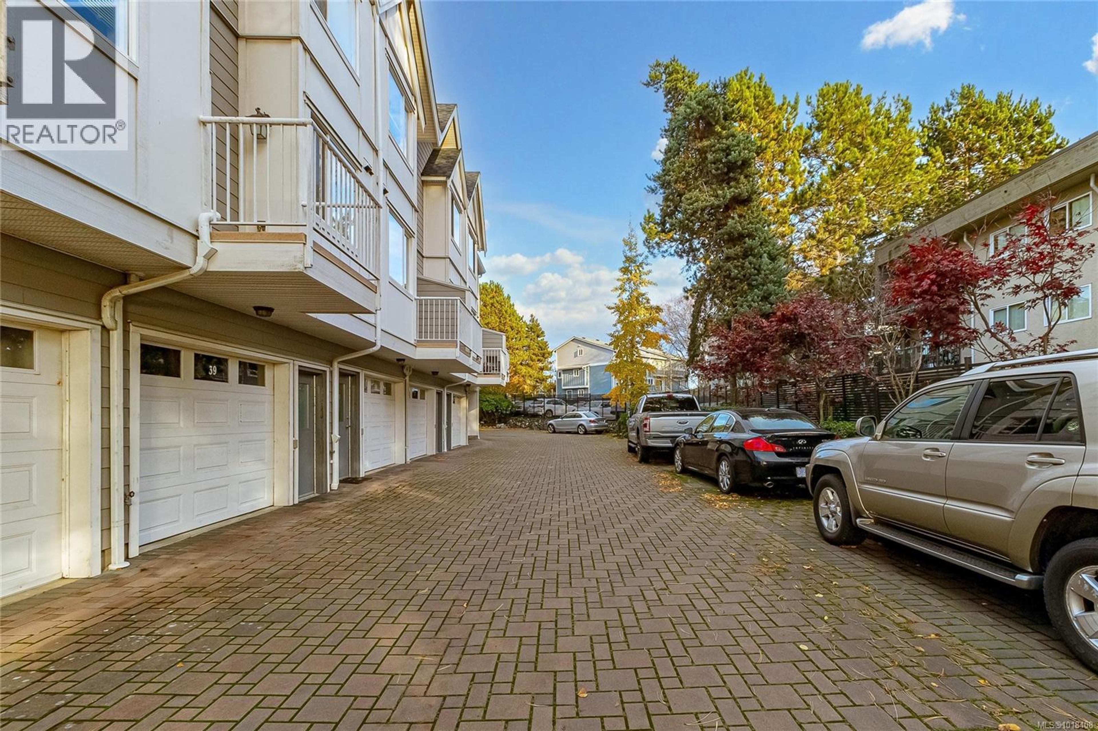 60 Dallas Rd, Victoria - Exteriors - Full Complex View - Photo 4