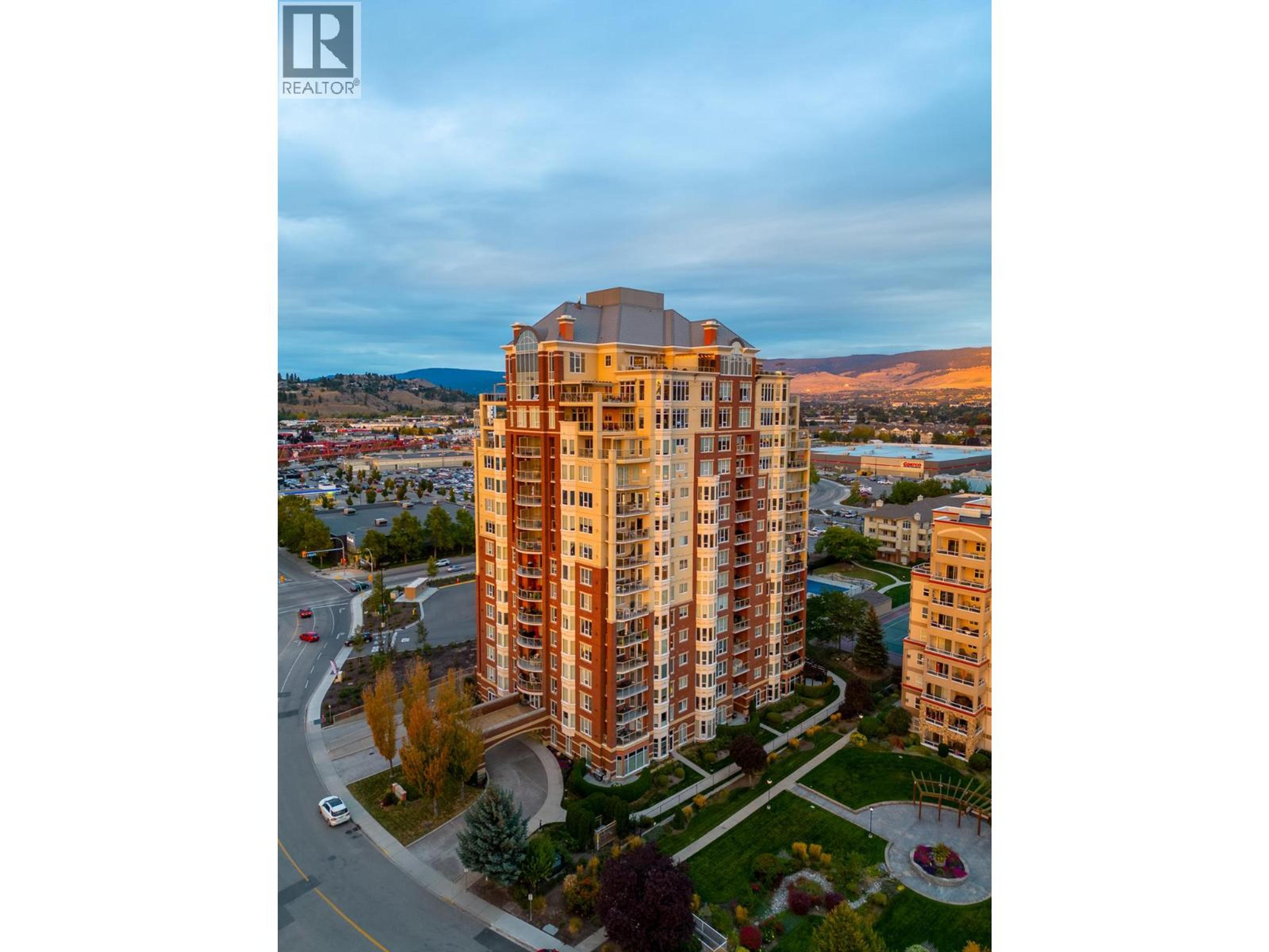 1947 Underhill Street, Kelowna - Exteriors - Drone/Aerial View - Photo 13