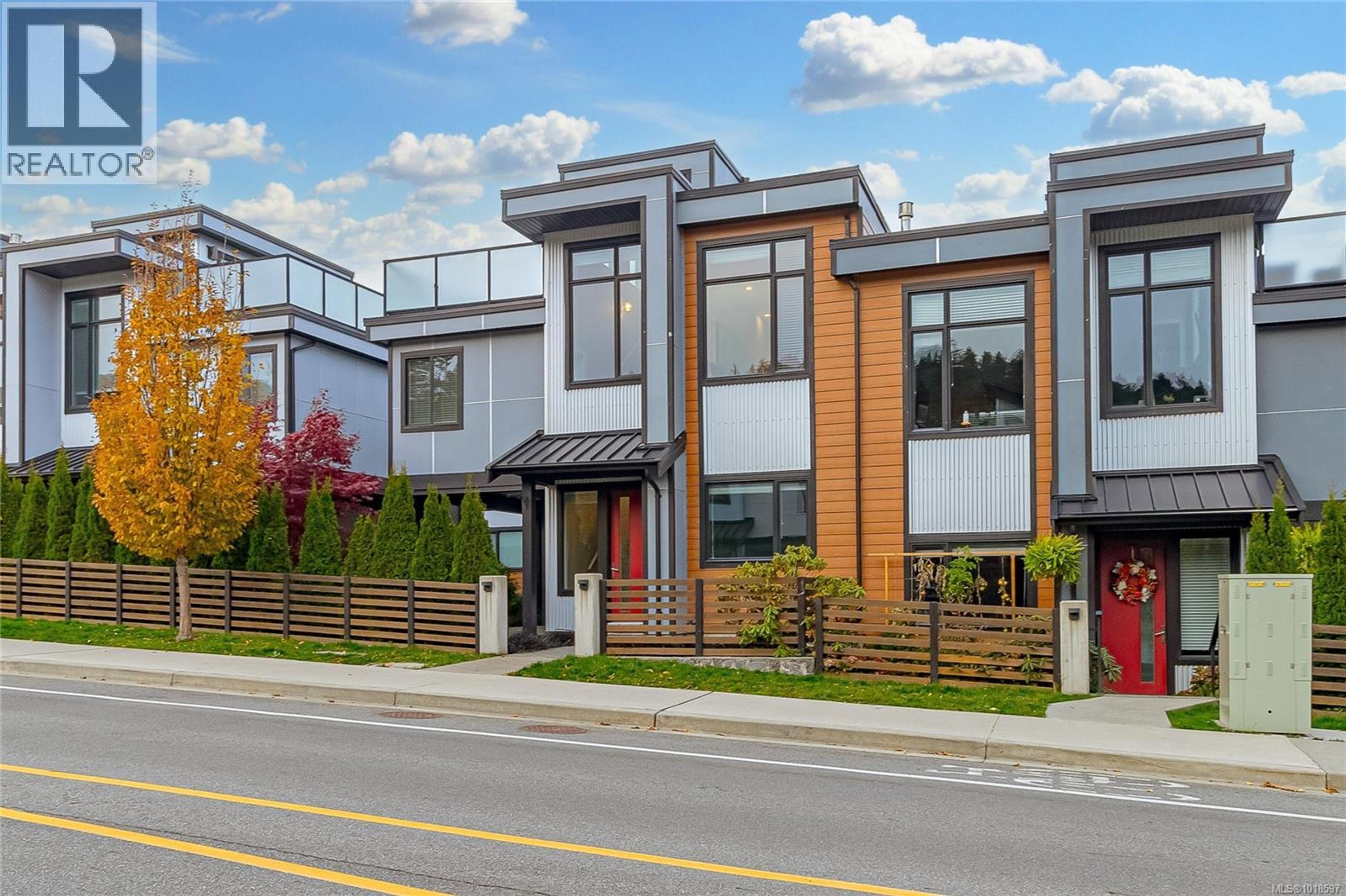 1201 Nova Crt, Langford - Exteriors - Full Complex View - Photo 8