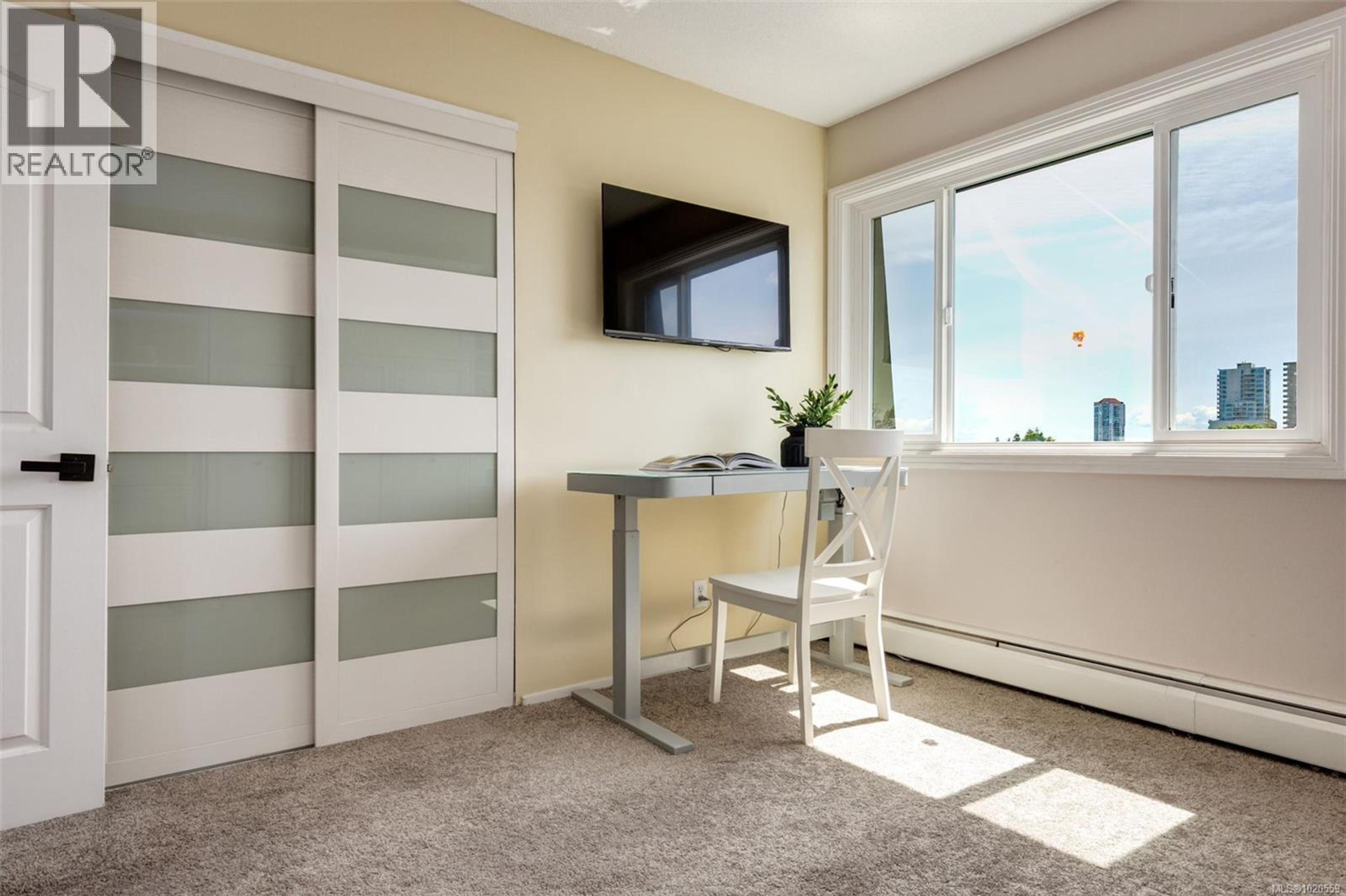 #402 55 DAWES ST - 24