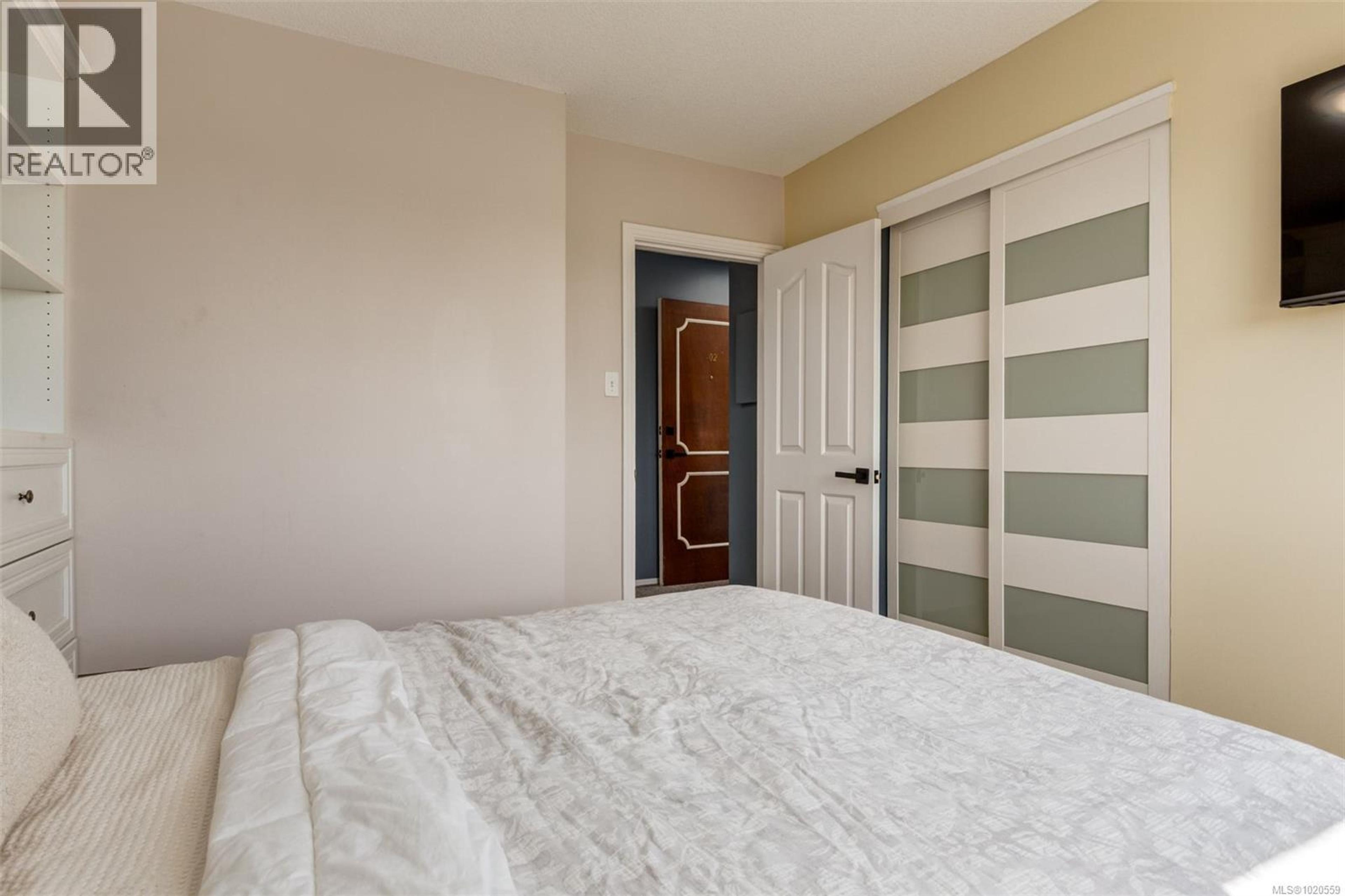 #402 55 DAWES ST - 30