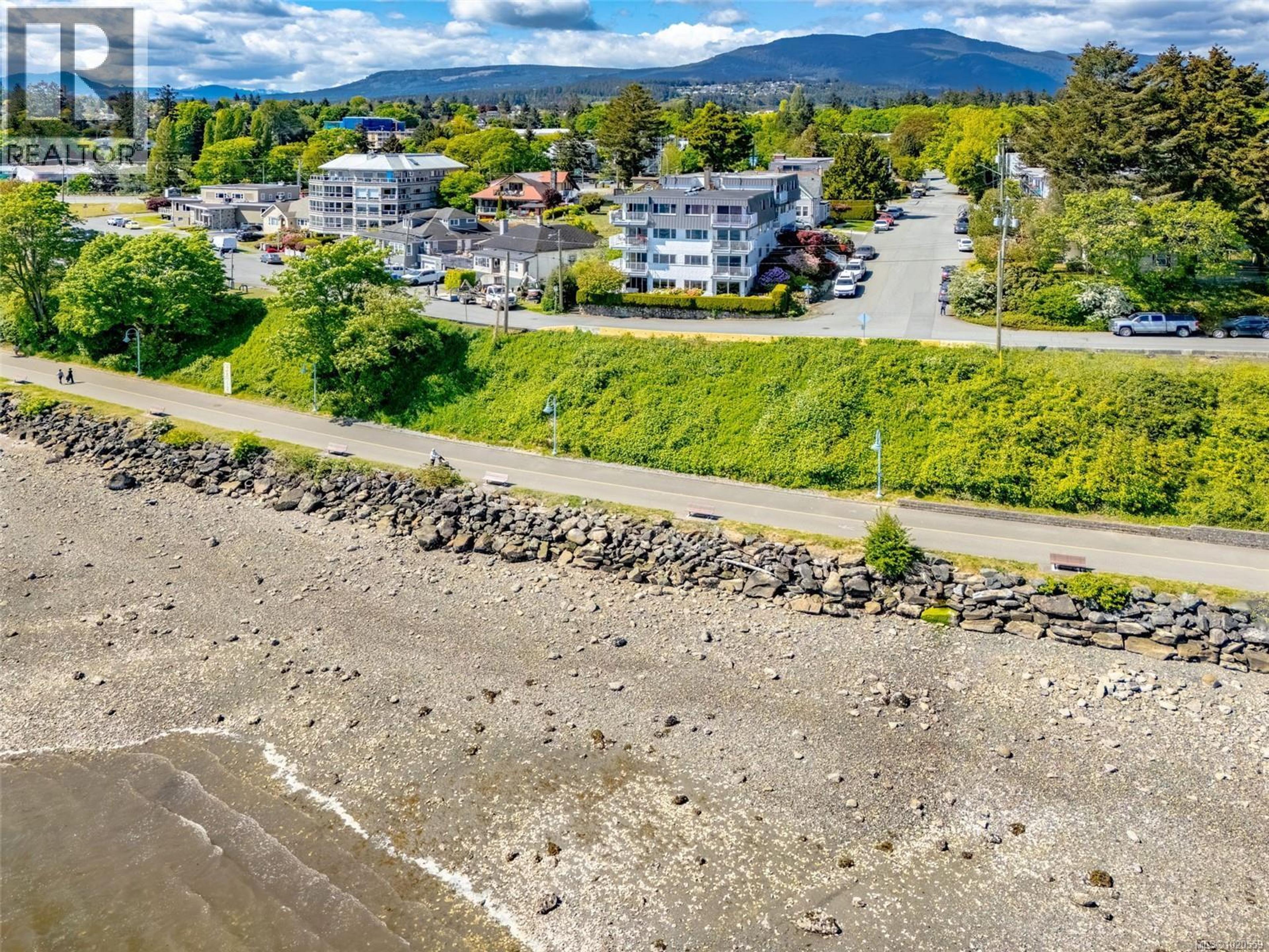 #402 55 DAWES ST - 45