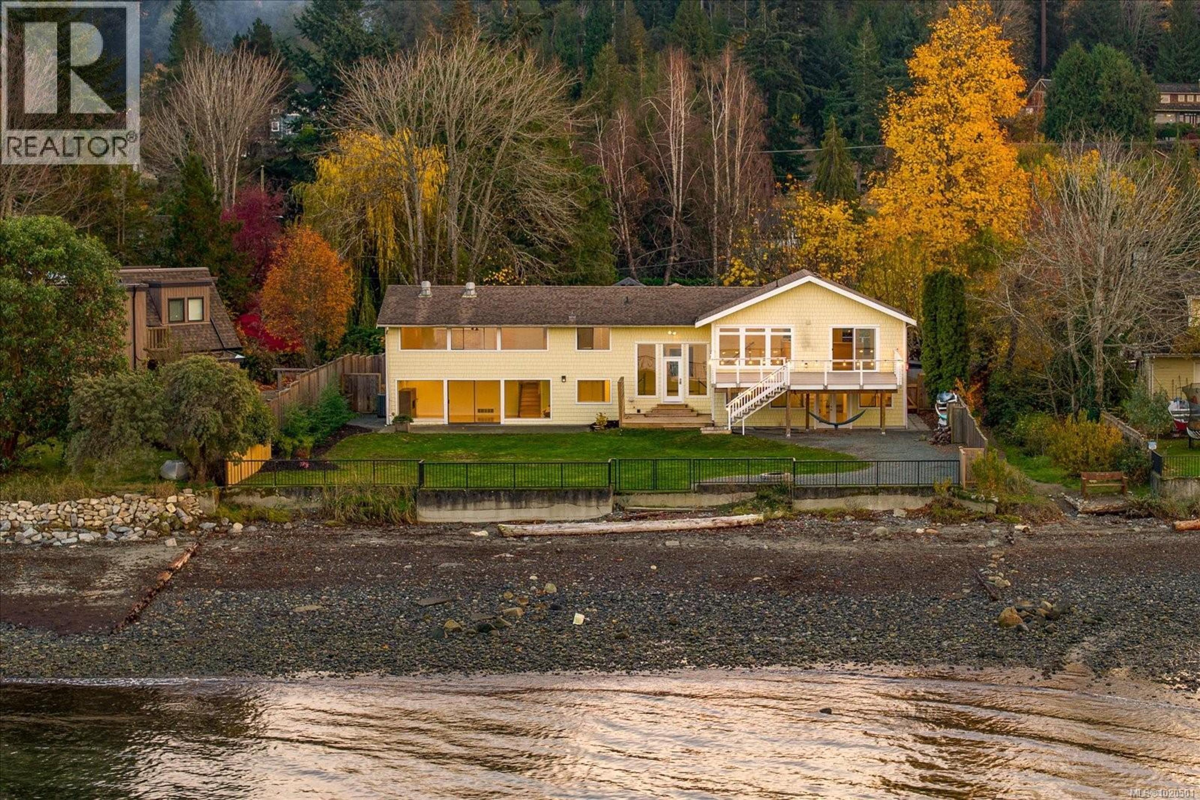 7850 SHANGRI-LA RD - 8