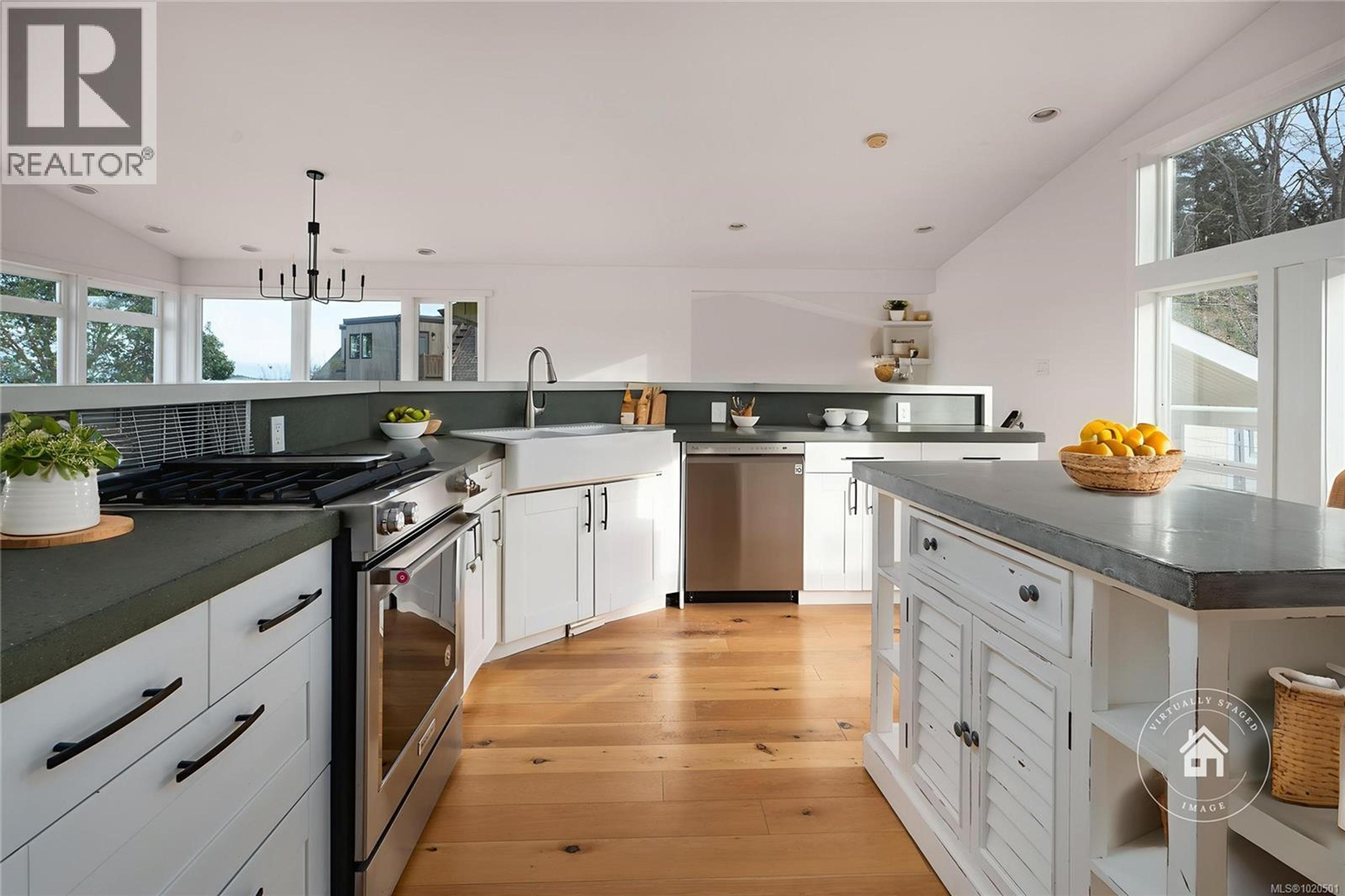 7850 SHANGRI-LA RD - 20