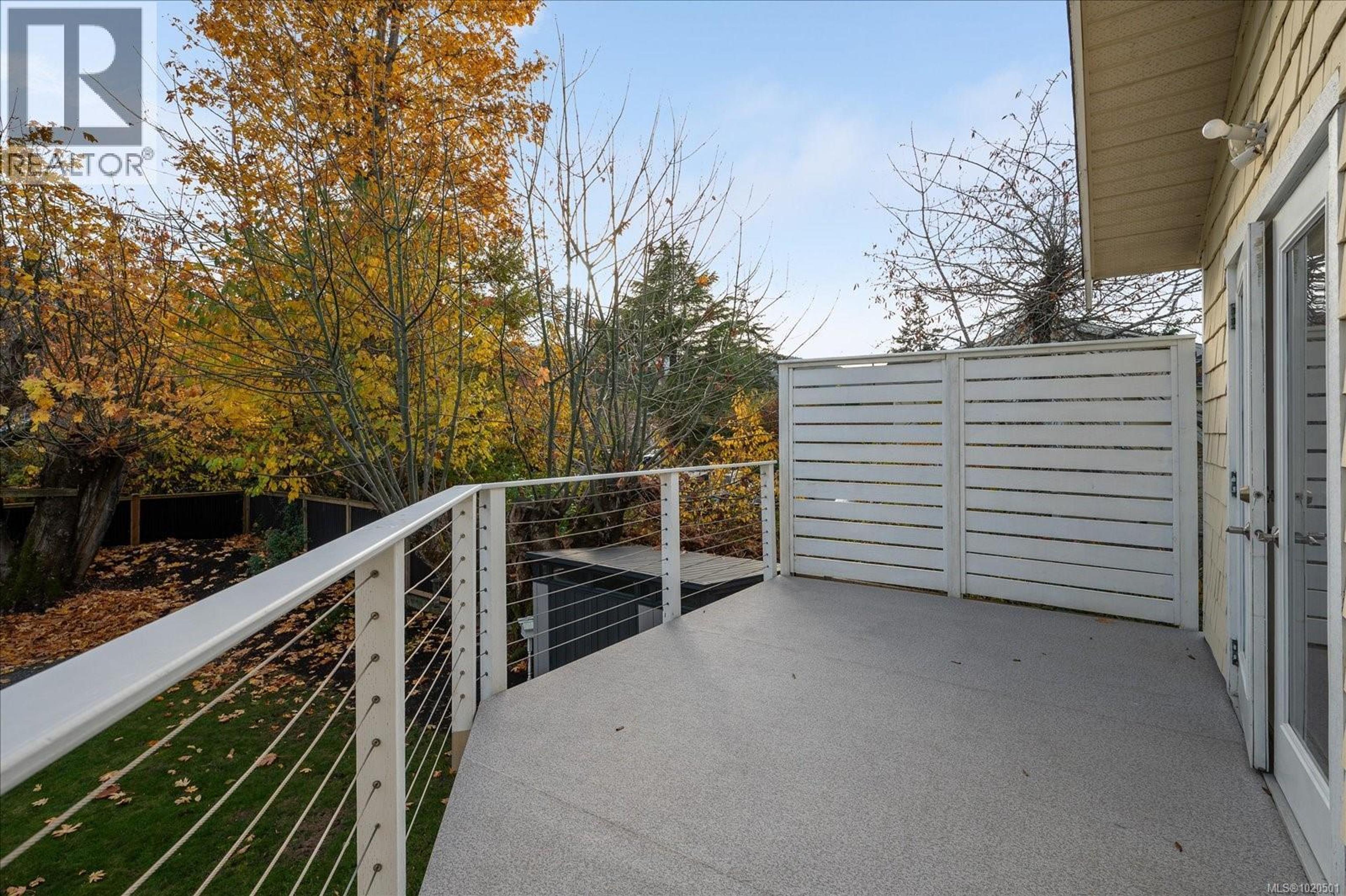 7850 SHANGRI-LA RD - 26