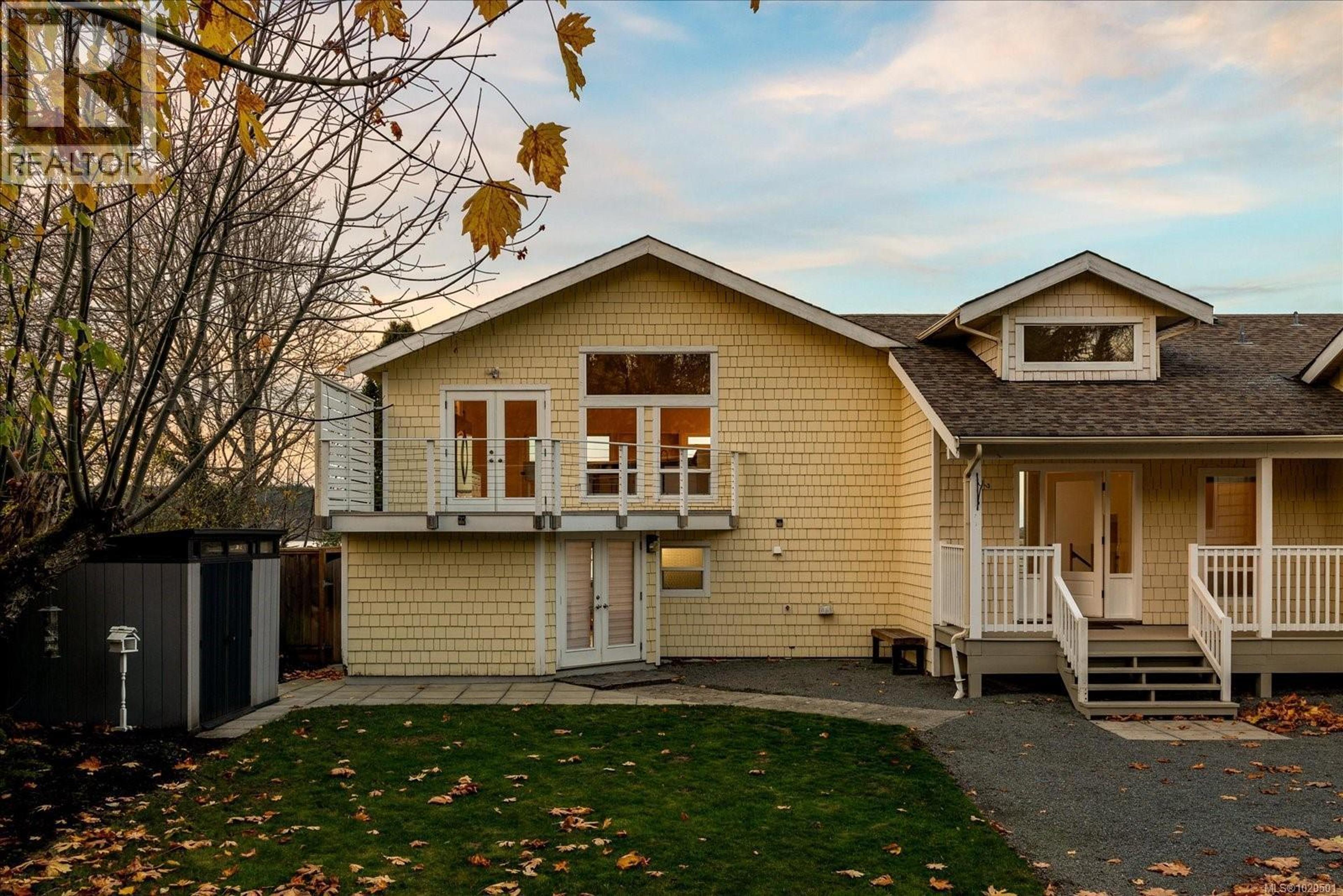 7850 SHANGRI-LA RD - 24