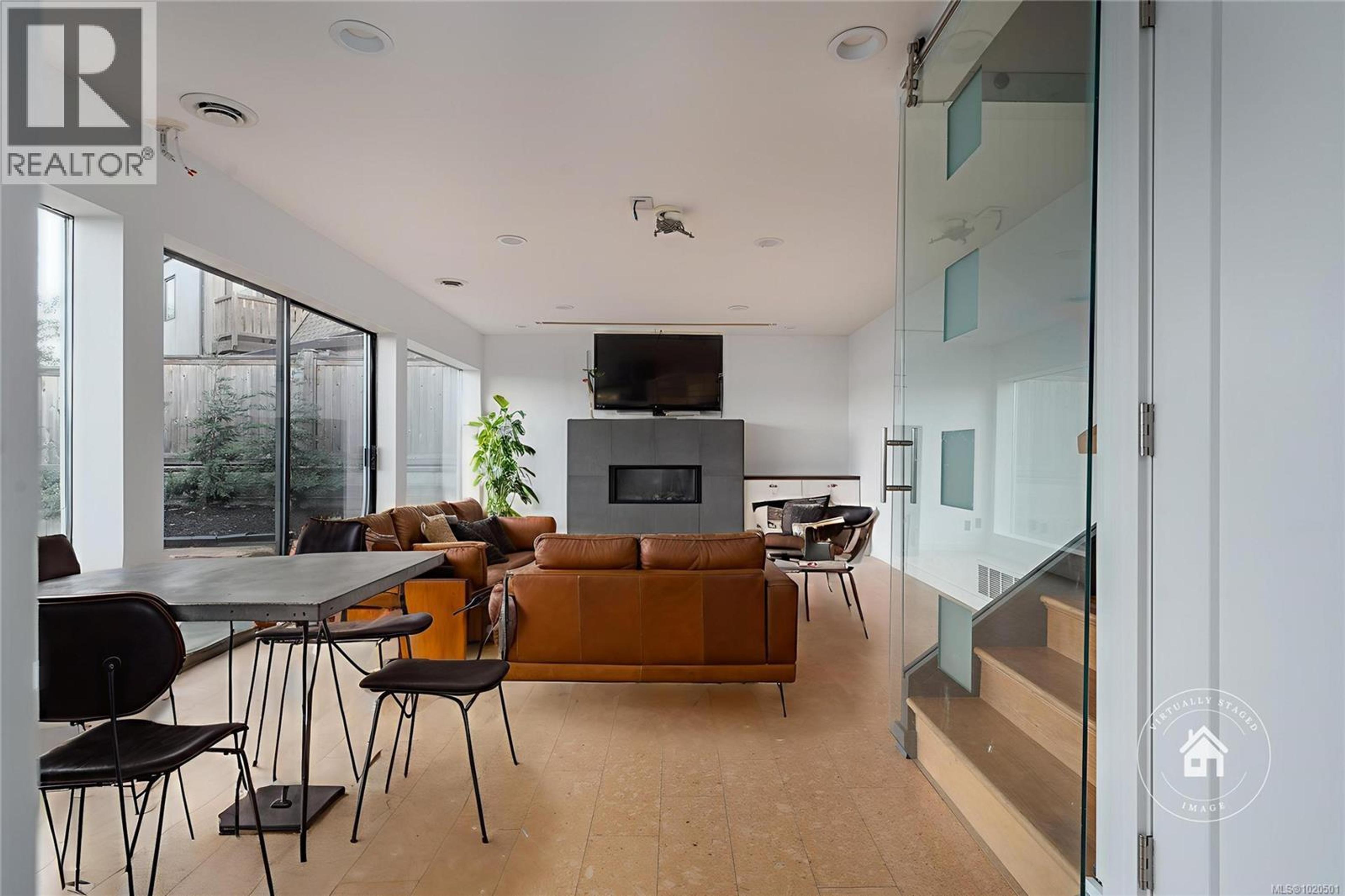 7850 SHANGRI-LA RD - 35