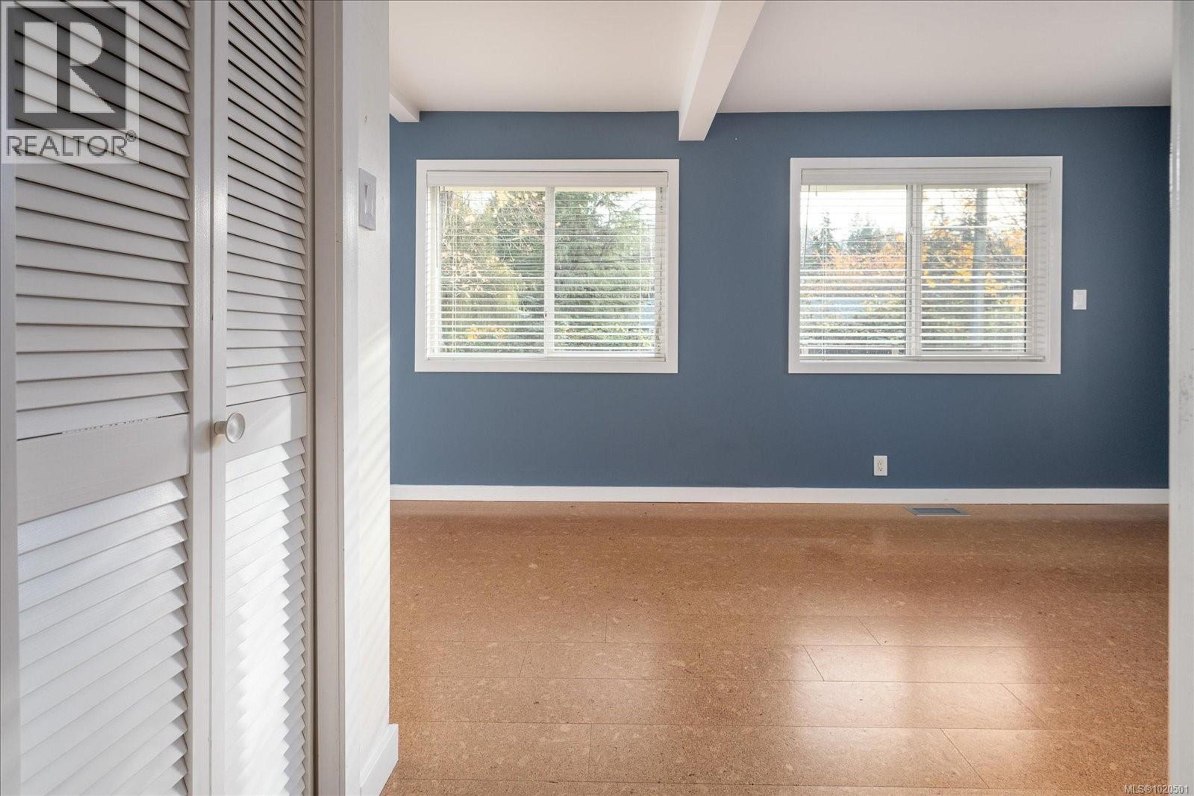 7850 SHANGRI-LA RD - 56