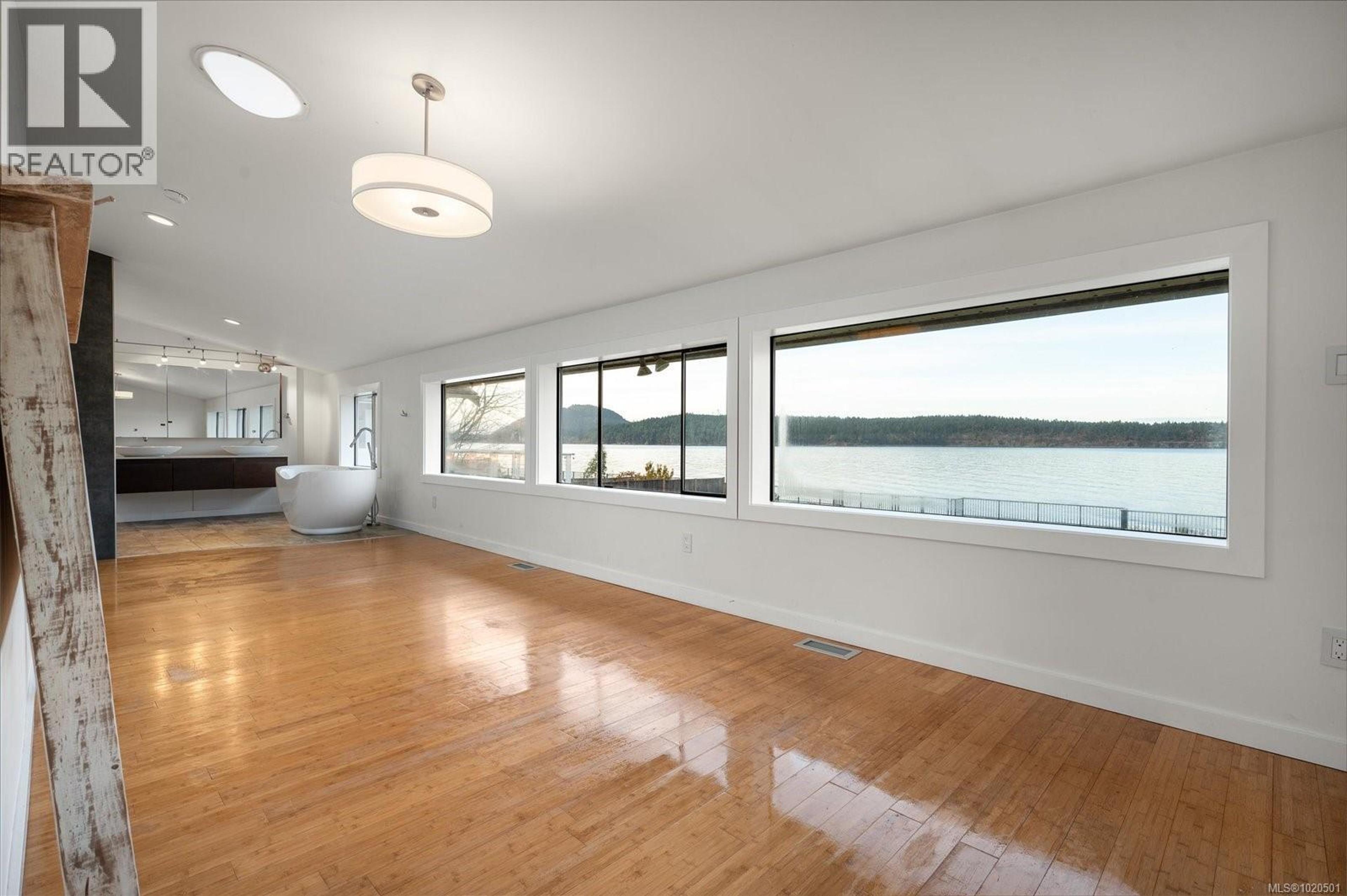 7850 SHANGRI-LA RD - 49