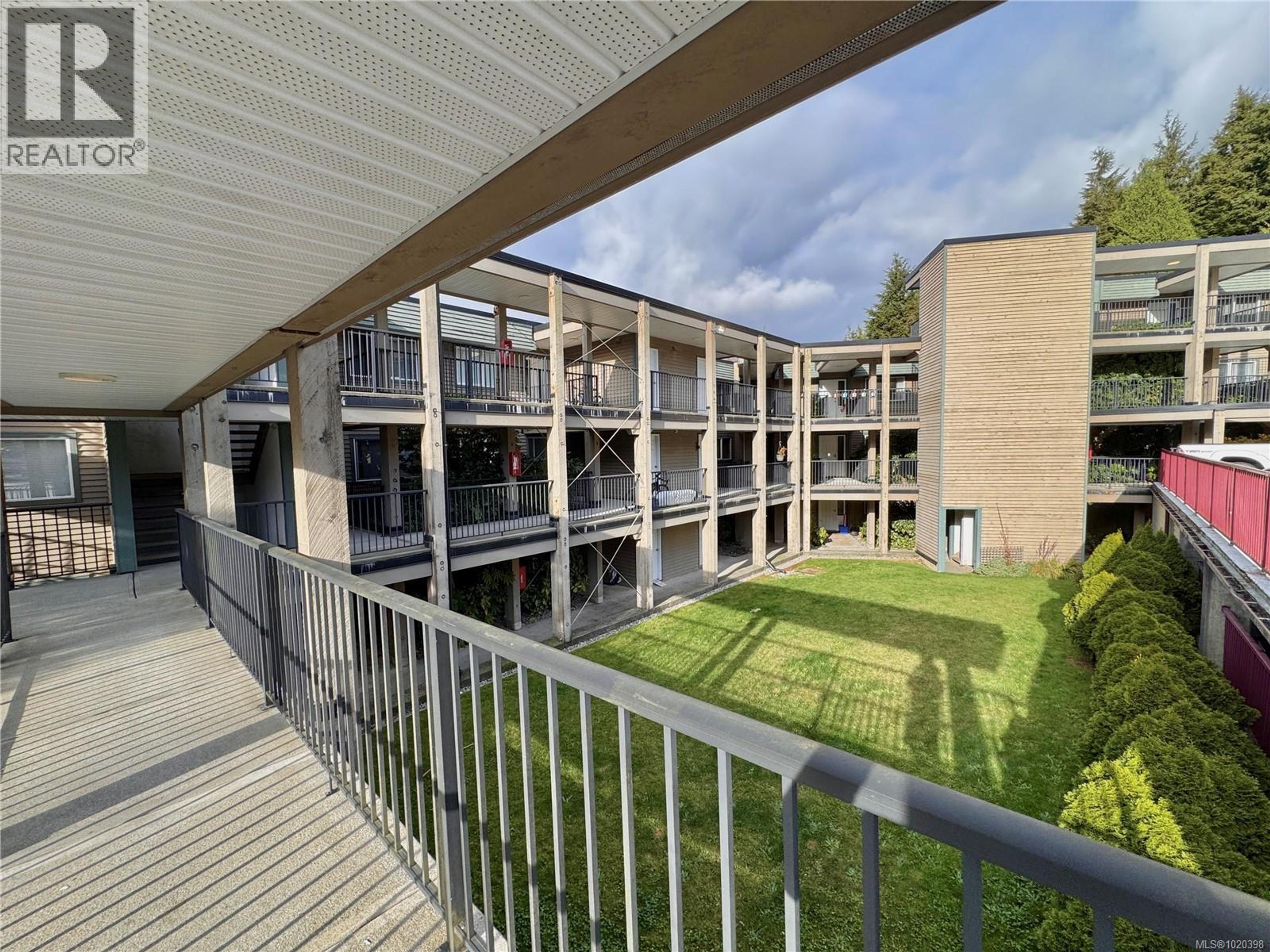 250 Hemlock St, Ucluelet - Exteriors - Full Complex View - Photo 2