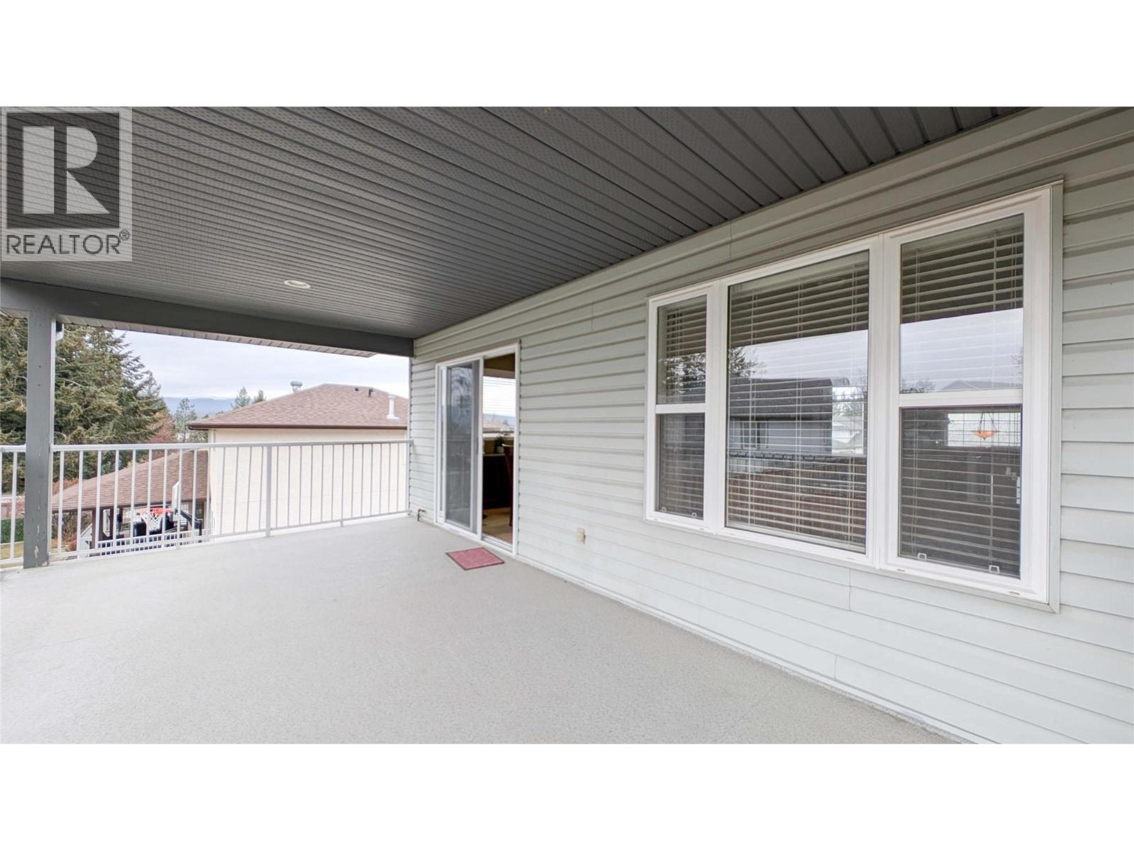 3301 MT FISHER  N DRIVE - 14