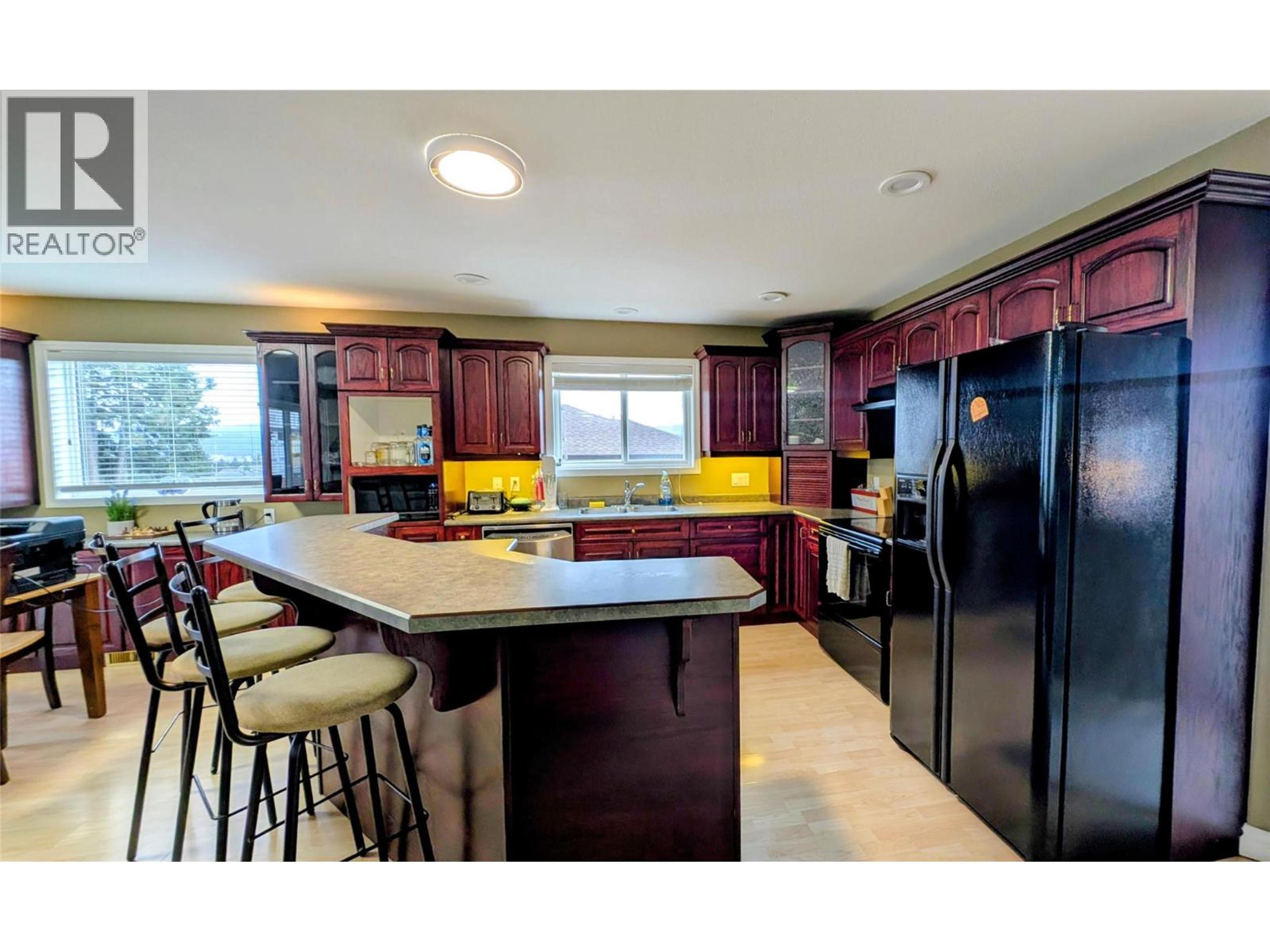 3301 MT FISHER  N DRIVE - 4