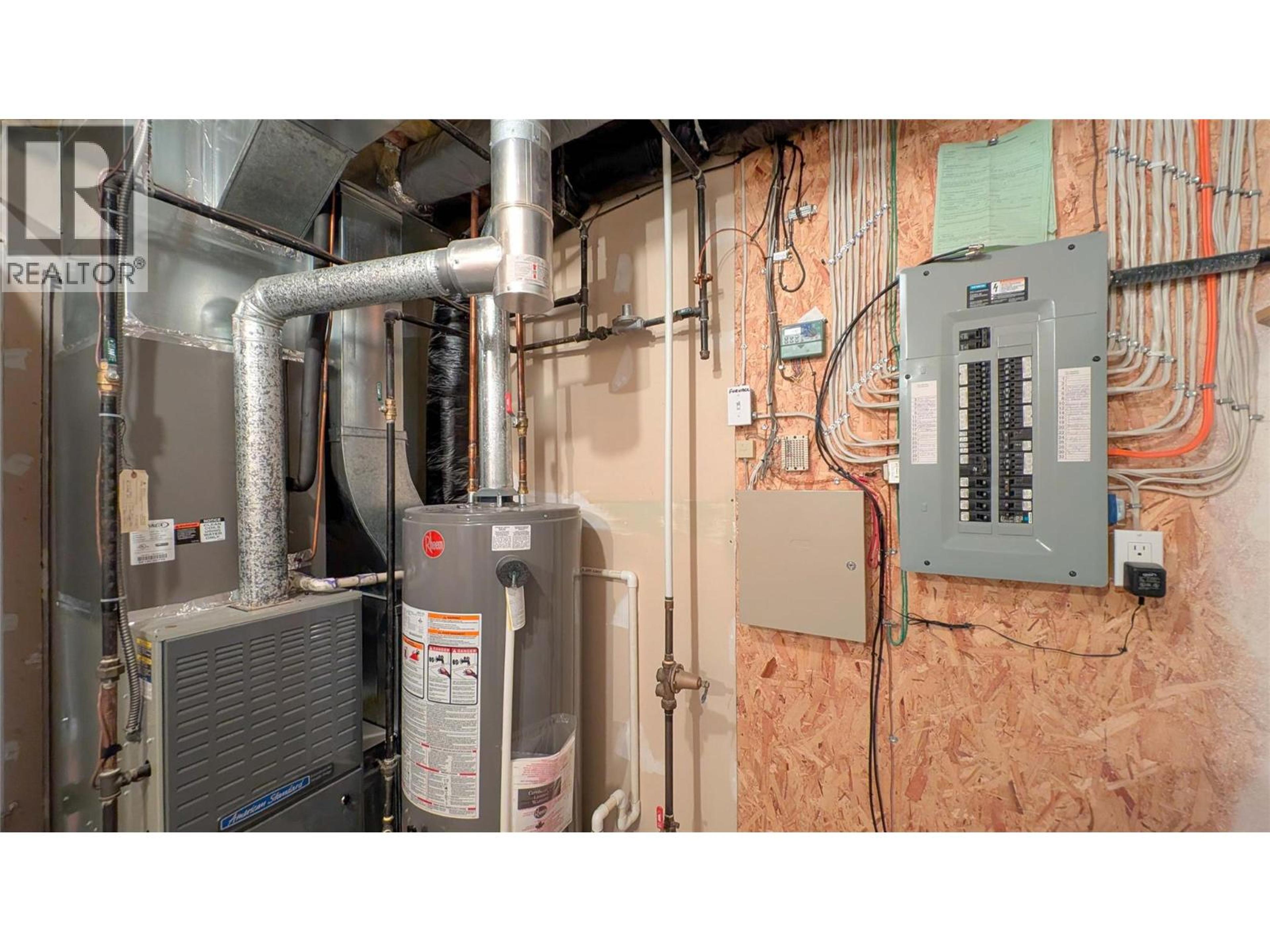 3301 MT FISHER  N DRIVE - 35