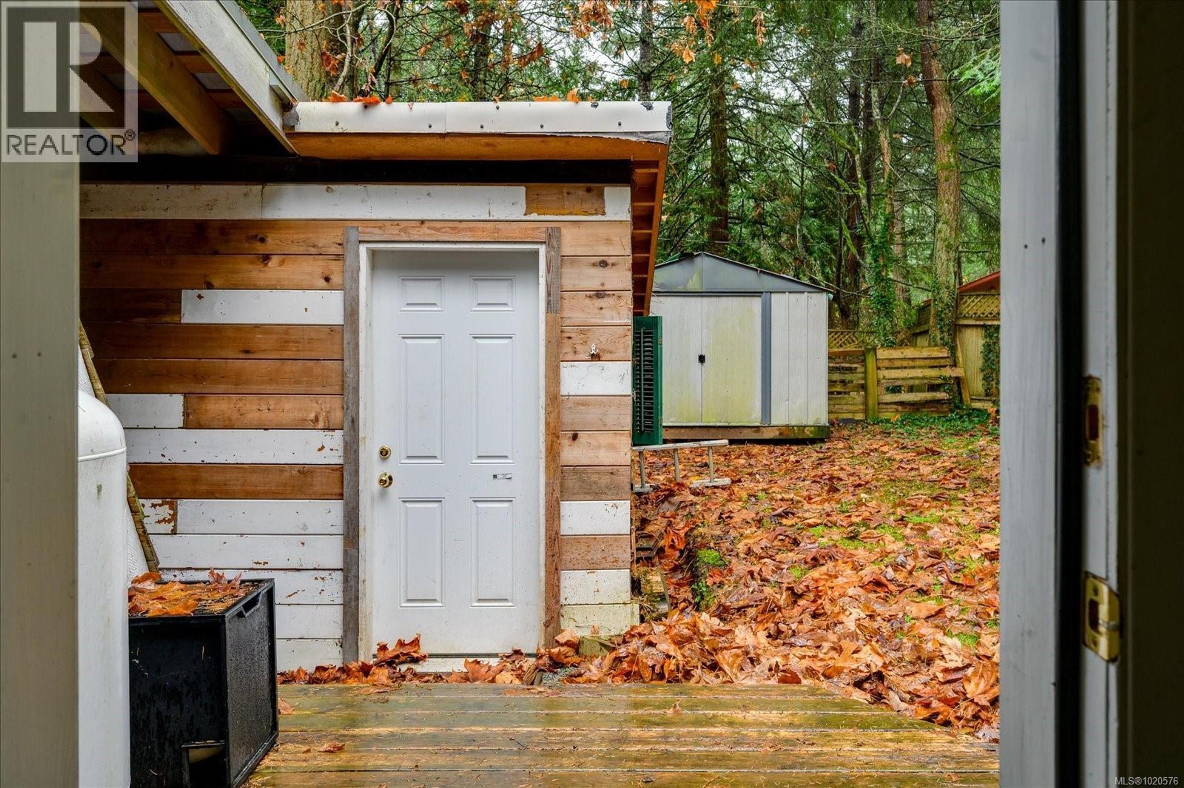 1535 WHALEBONE DR - 29