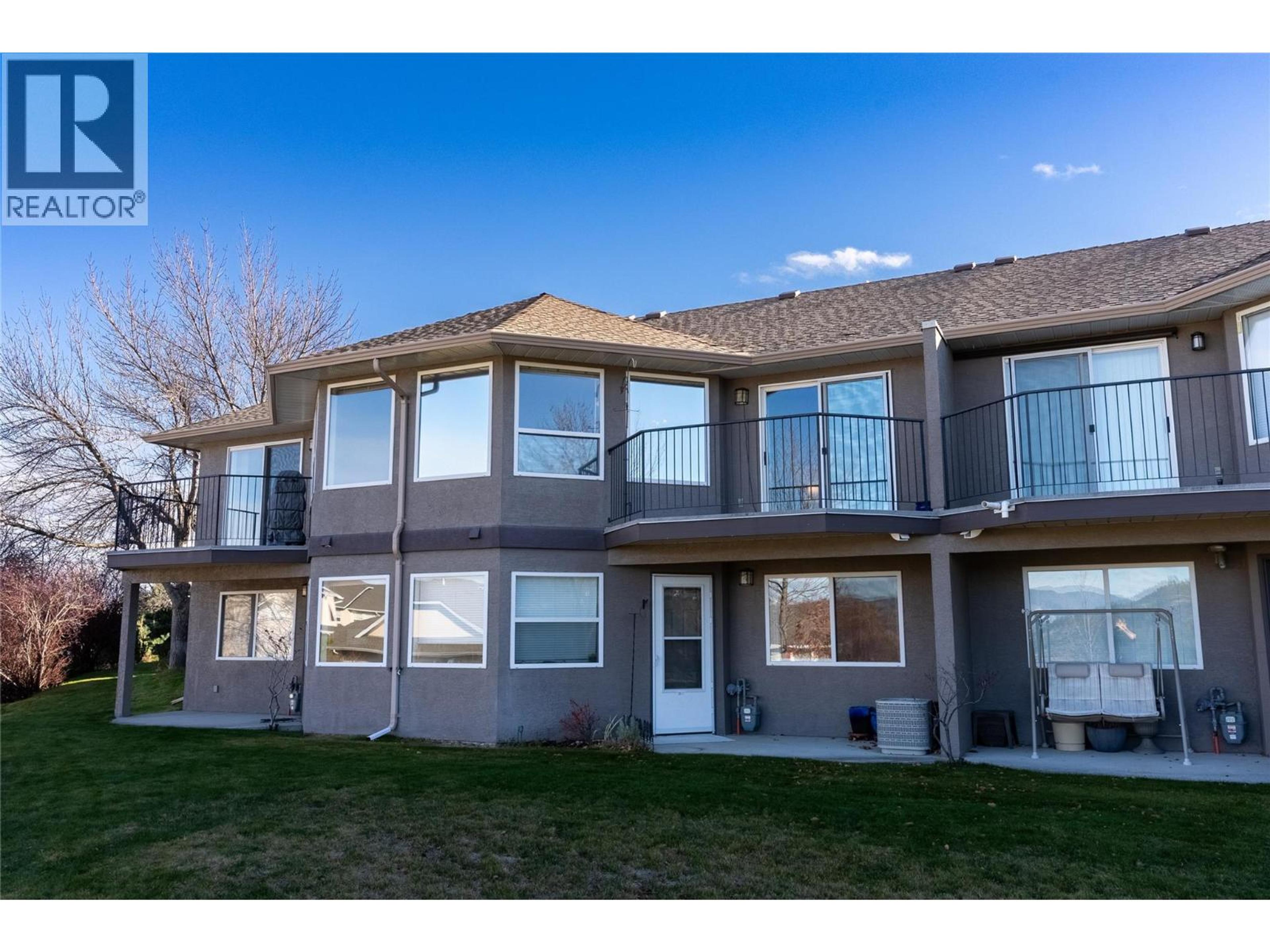 1750 McKinley Court, Kamloops - Exteriors - Full Complex View - Photo 8