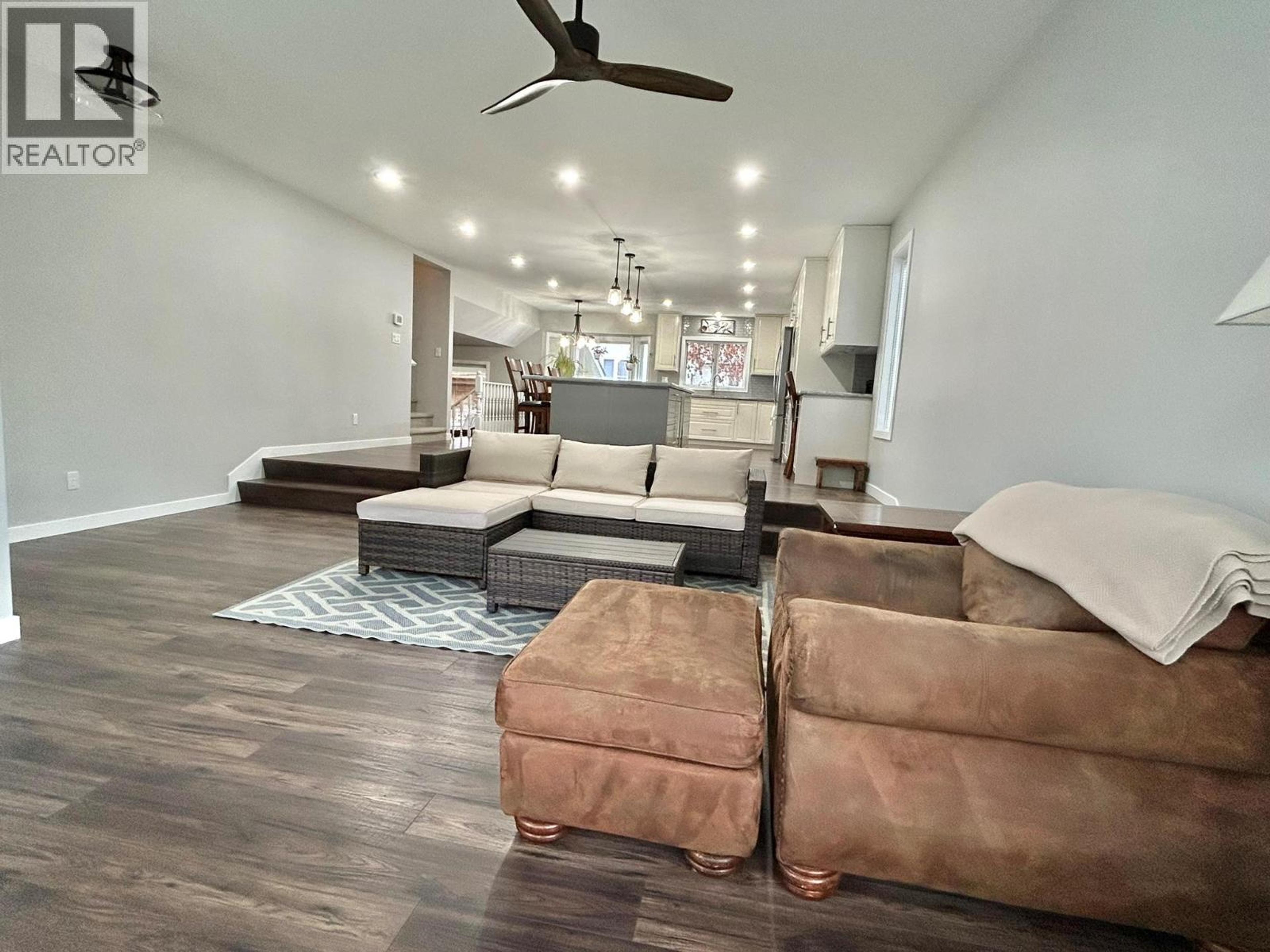 1884 COALSHUTE ROAD - 5