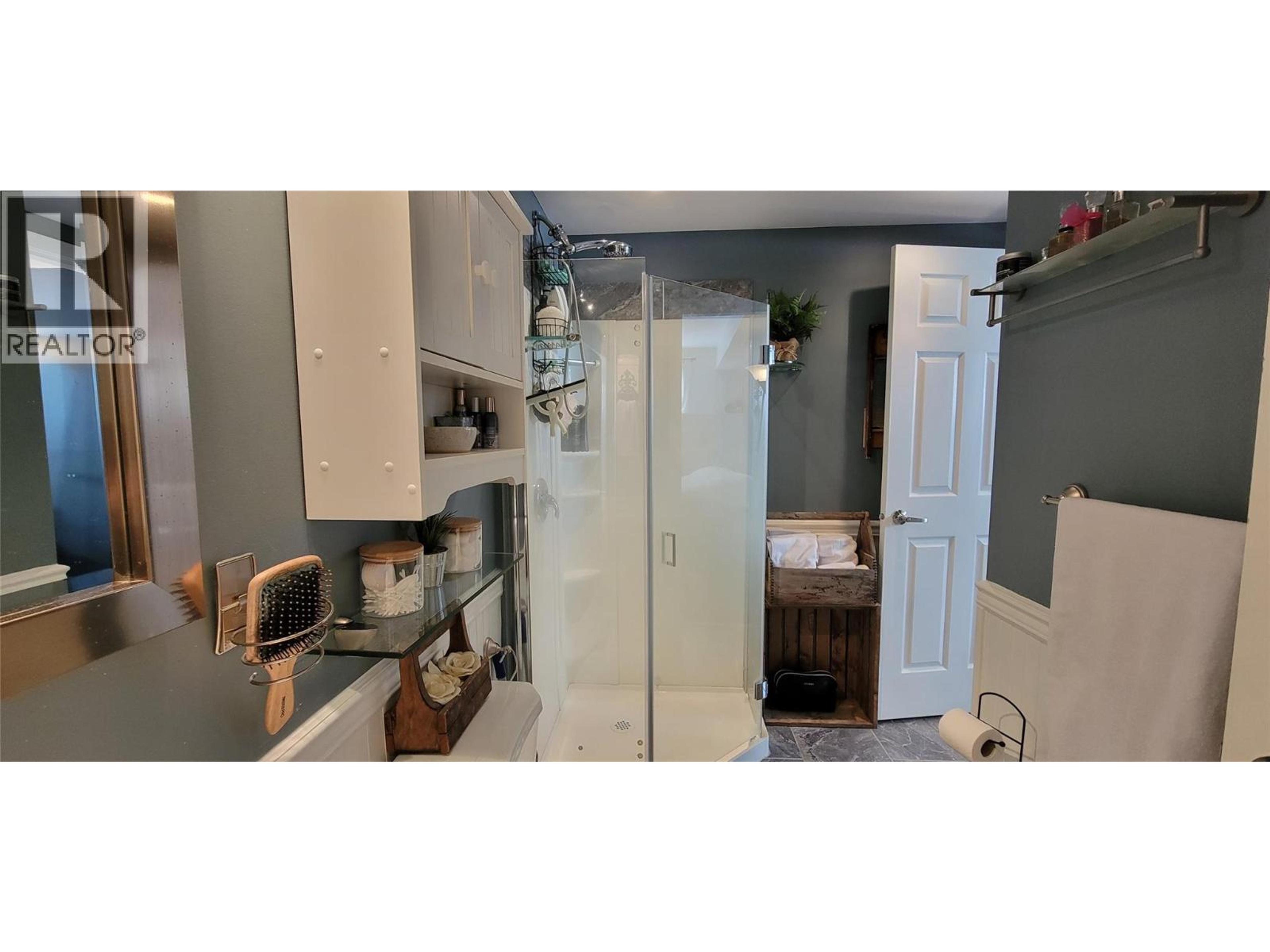 77 JUNIPER AVENUE - 26