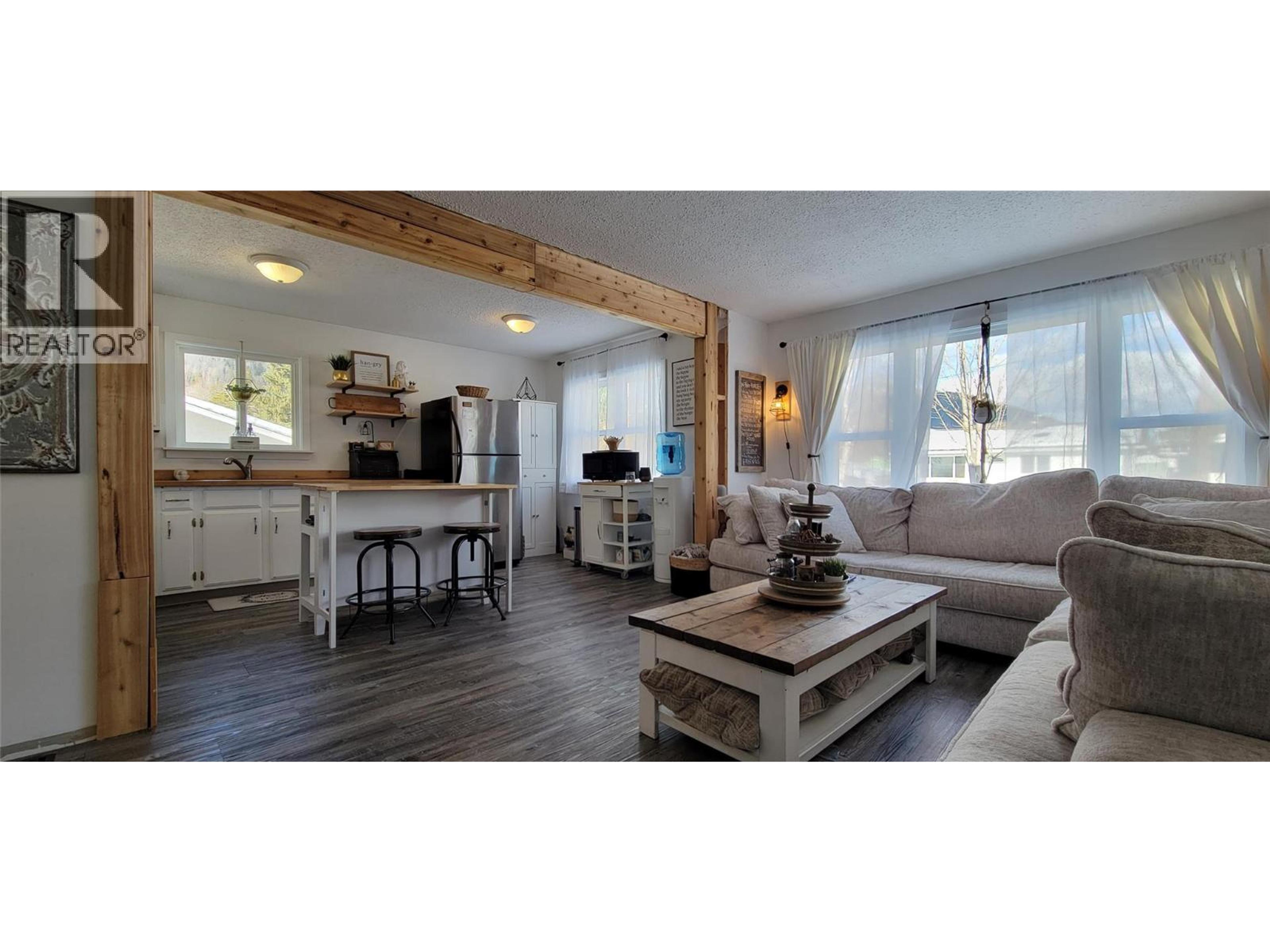 77 JUNIPER AVENUE - 9