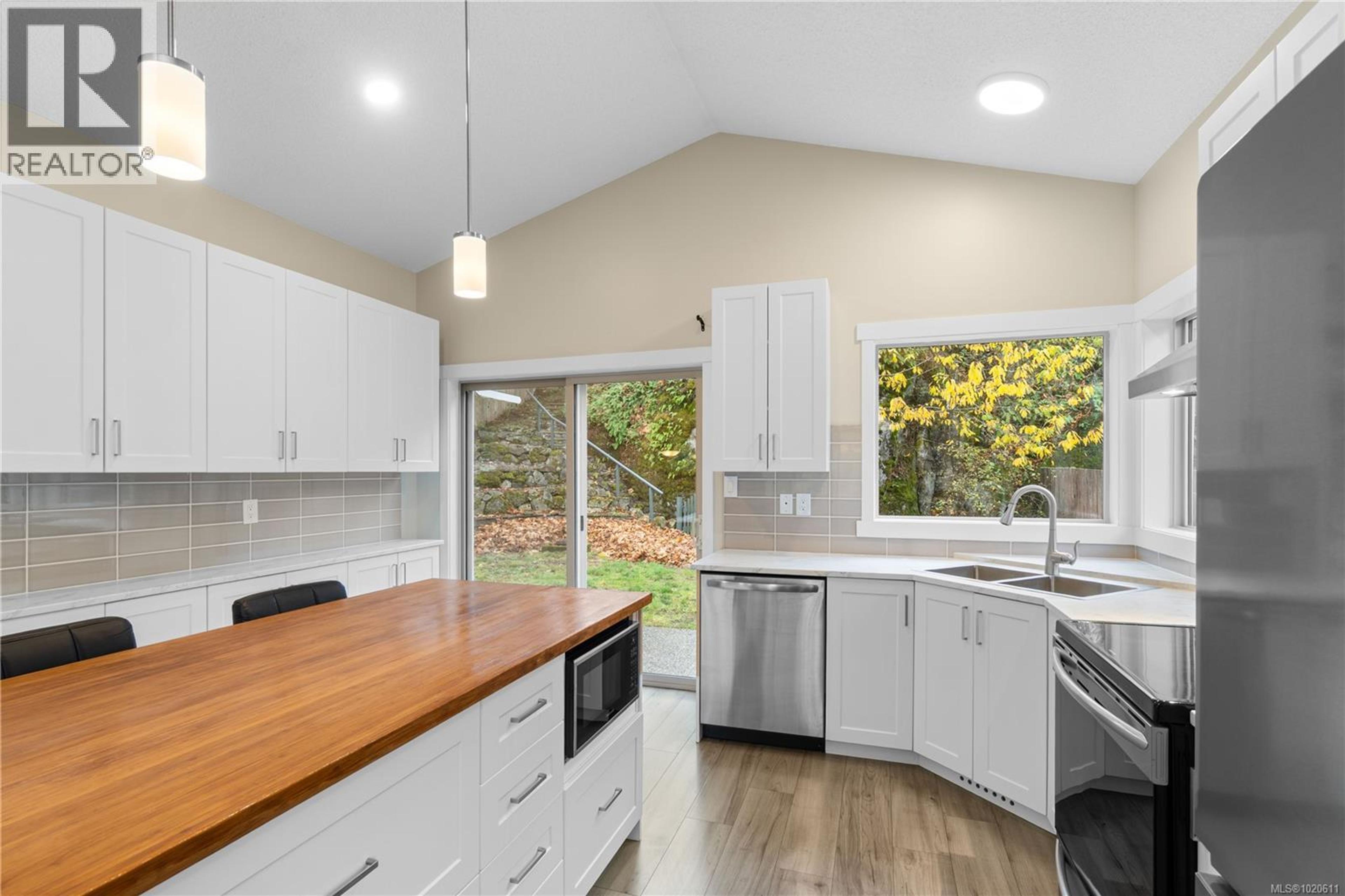 2170 SUN VALLEY DR - 14