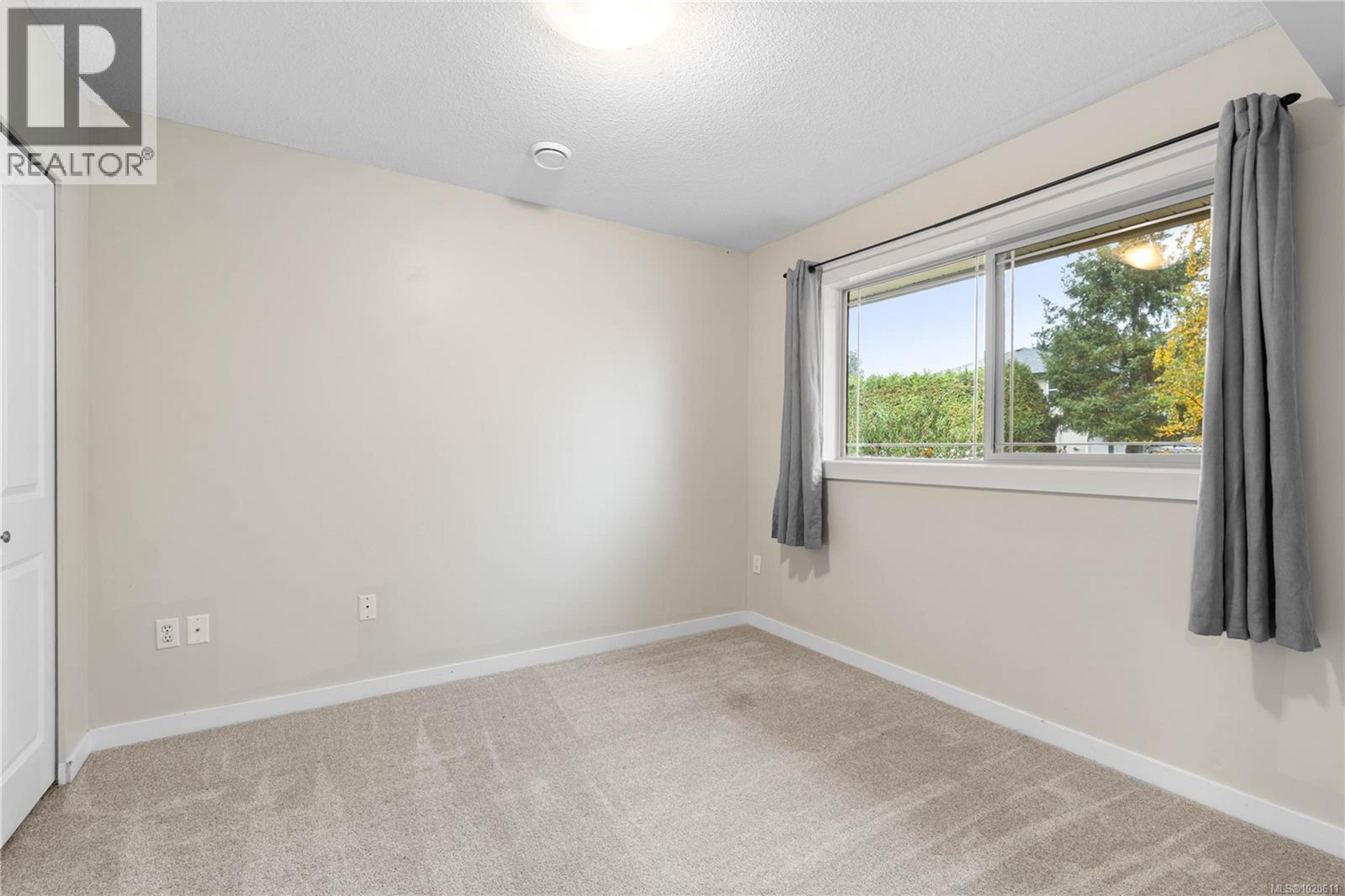 2170 SUN VALLEY DR - 25