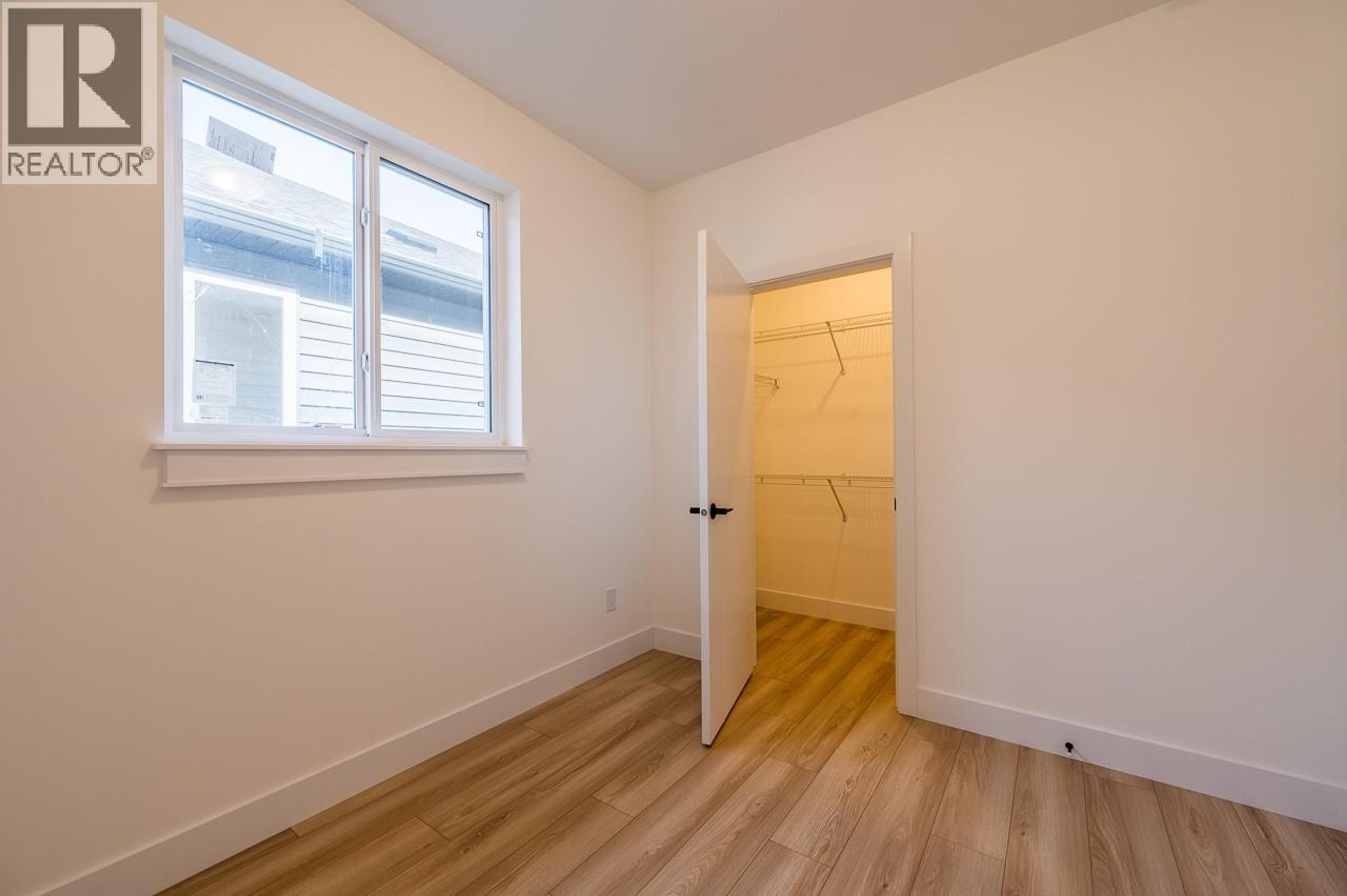 #111 2648 TRANQUILLE ROAD - 16