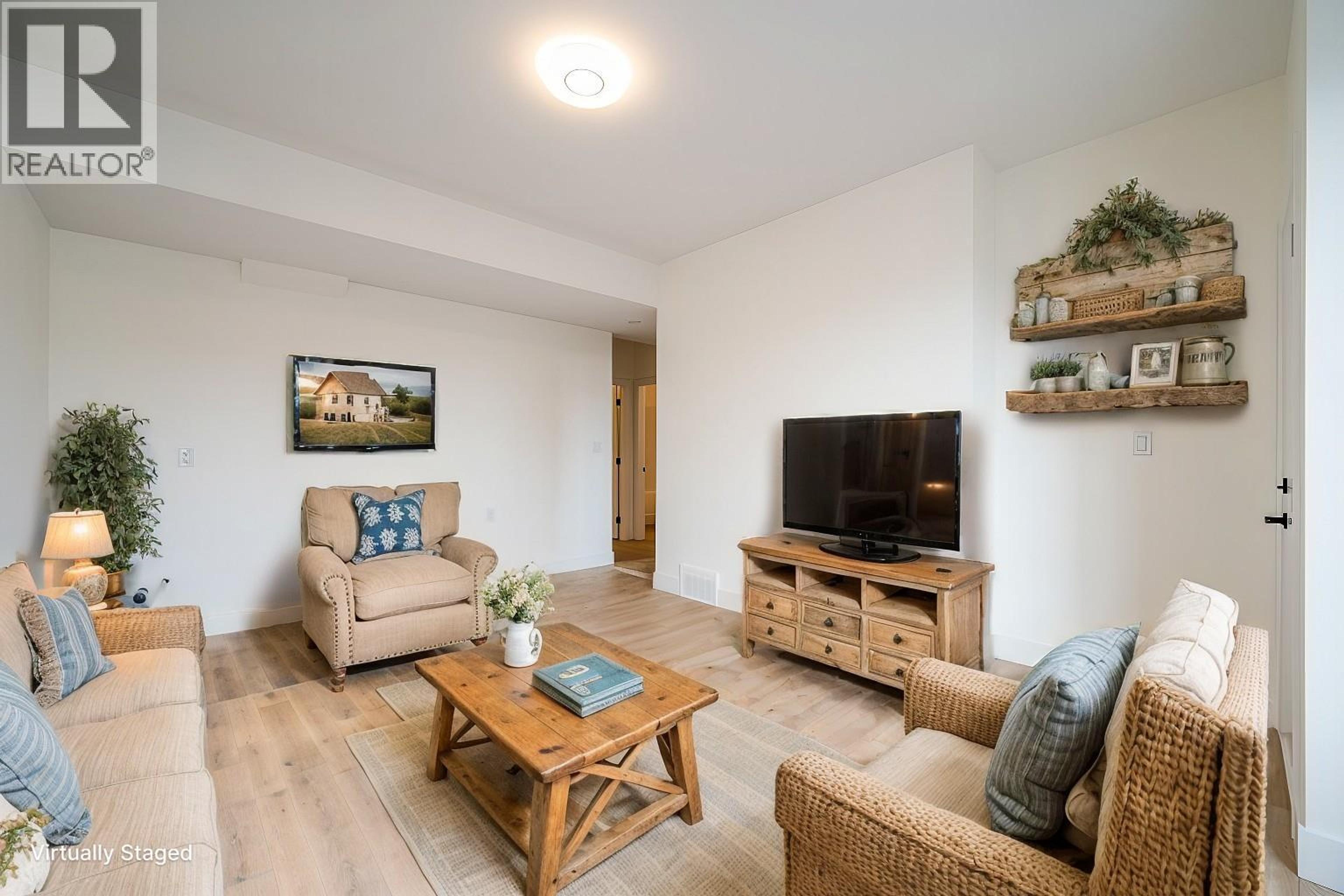 #111 2648 TRANQUILLE ROAD - 22