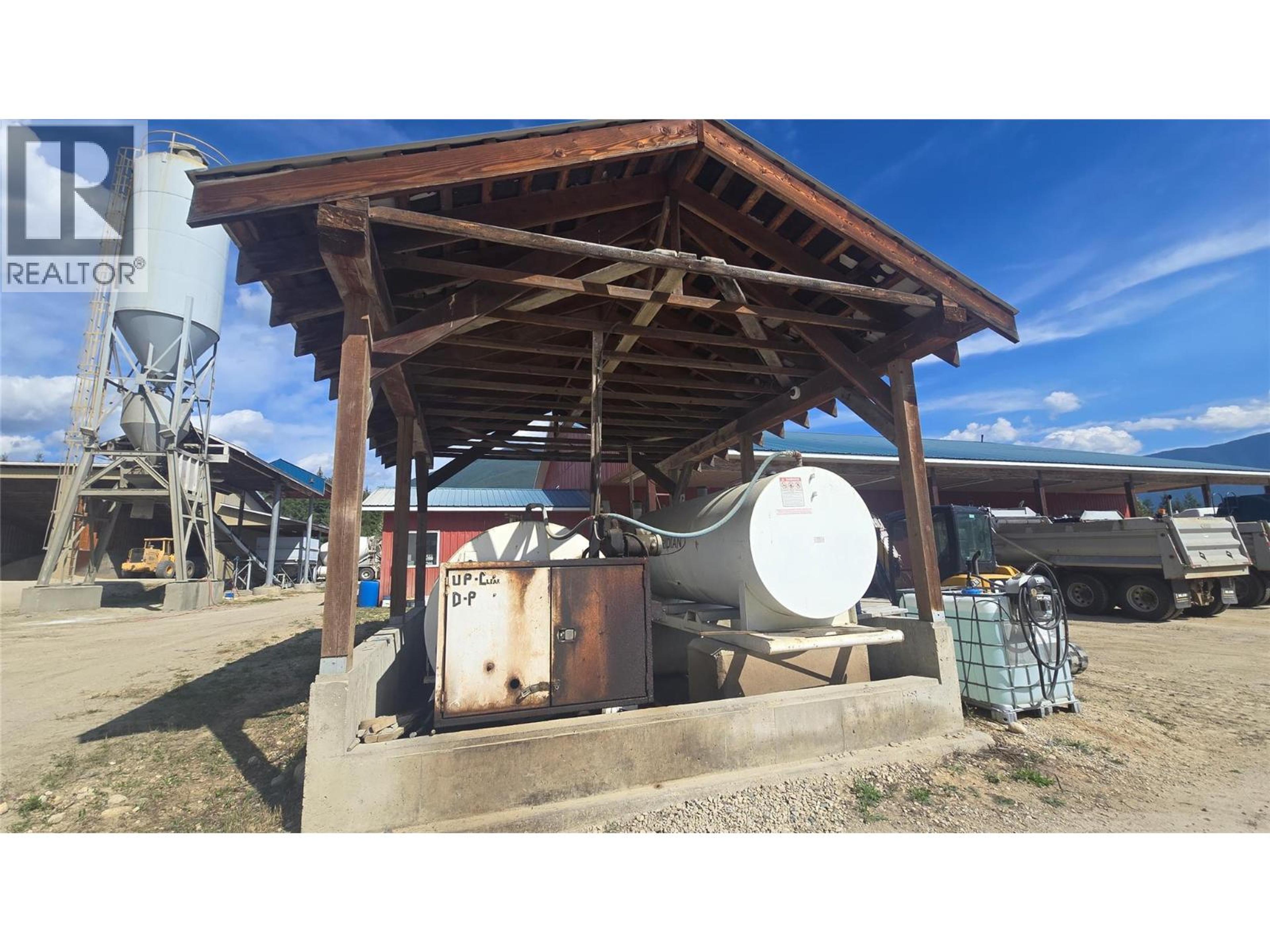 1500 HOT SPRINGS ROAD - 17