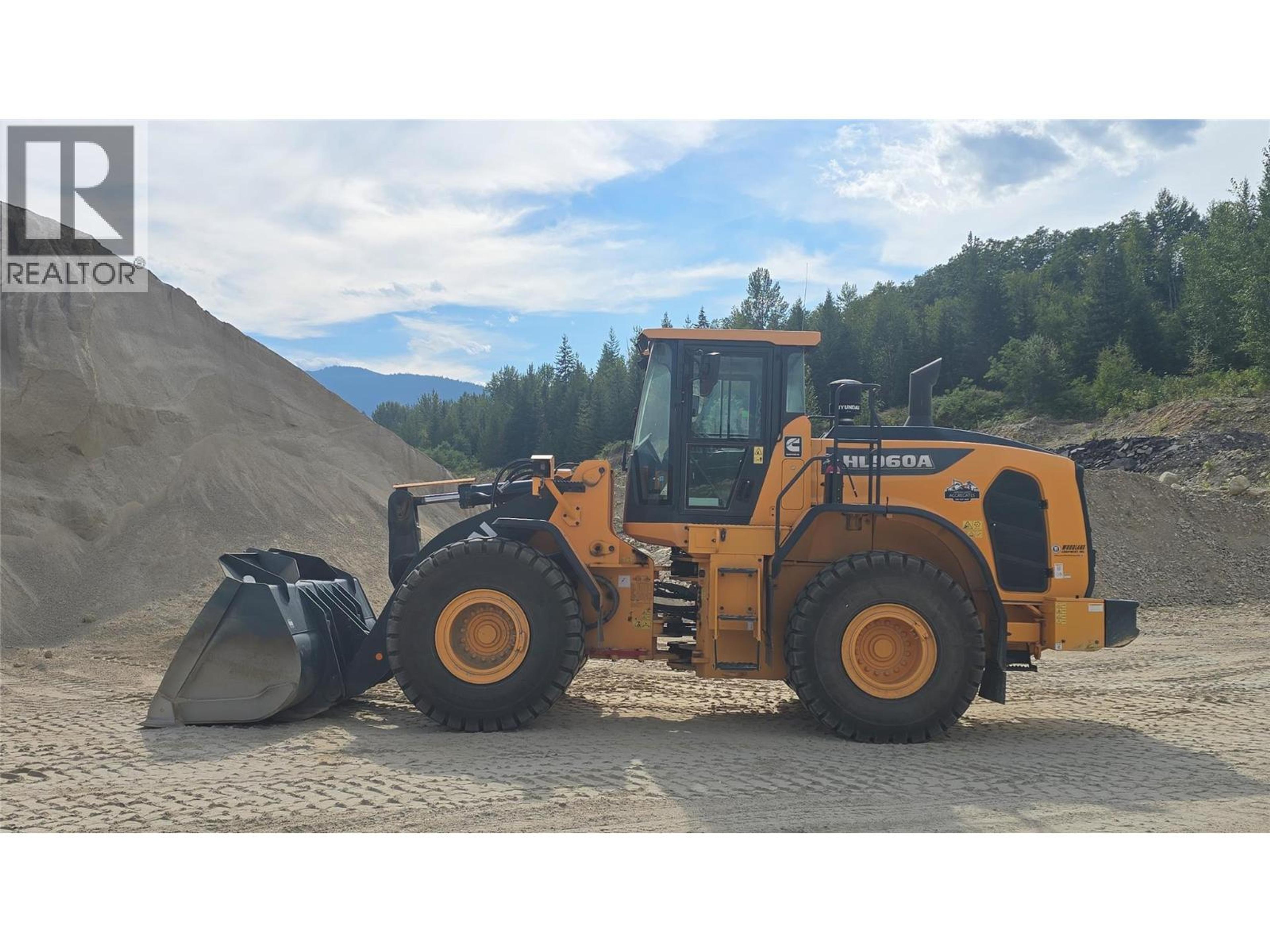 1500 HOT SPRINGS ROAD - 26