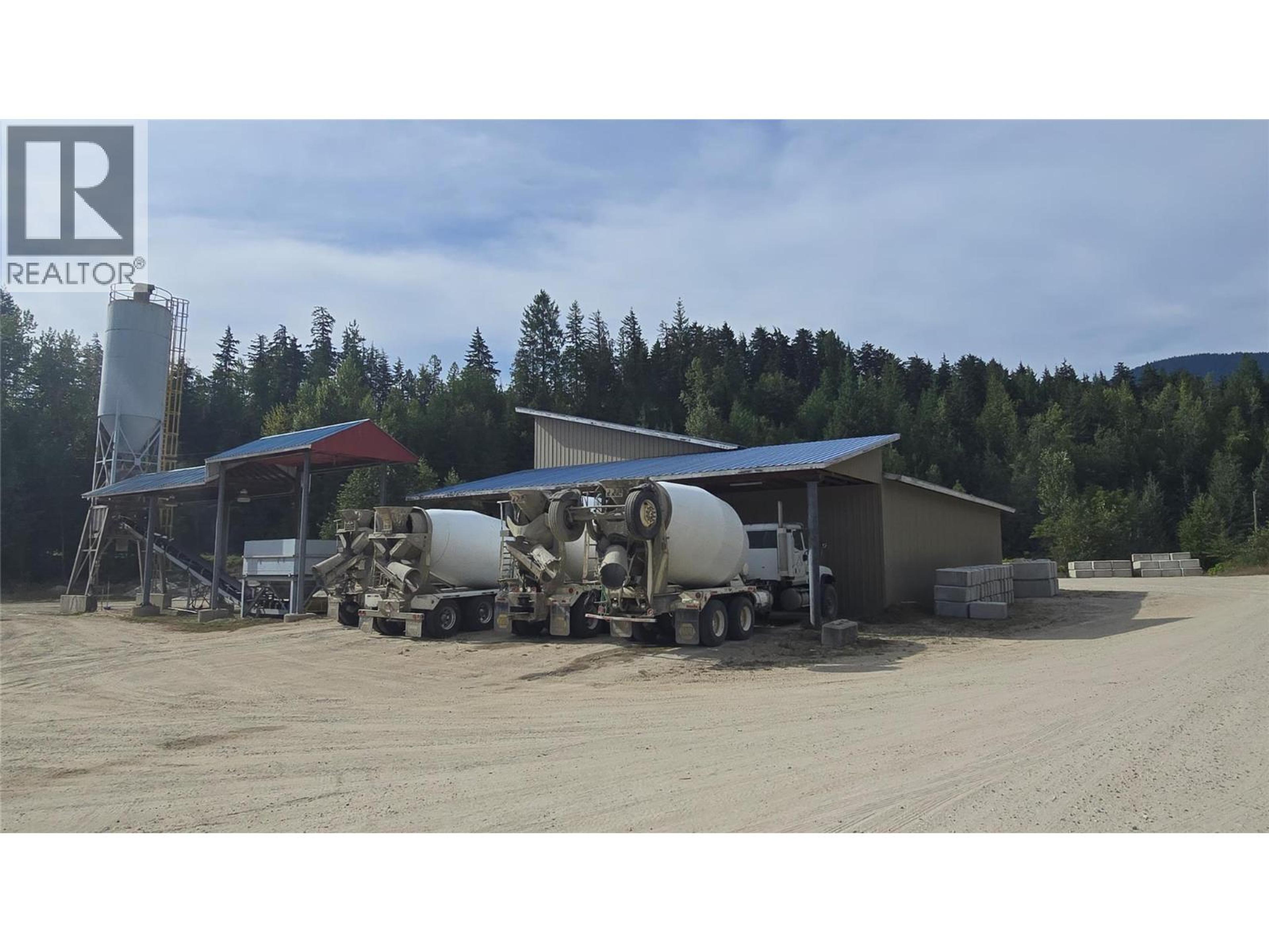 1500 HOT SPRINGS ROAD - 33