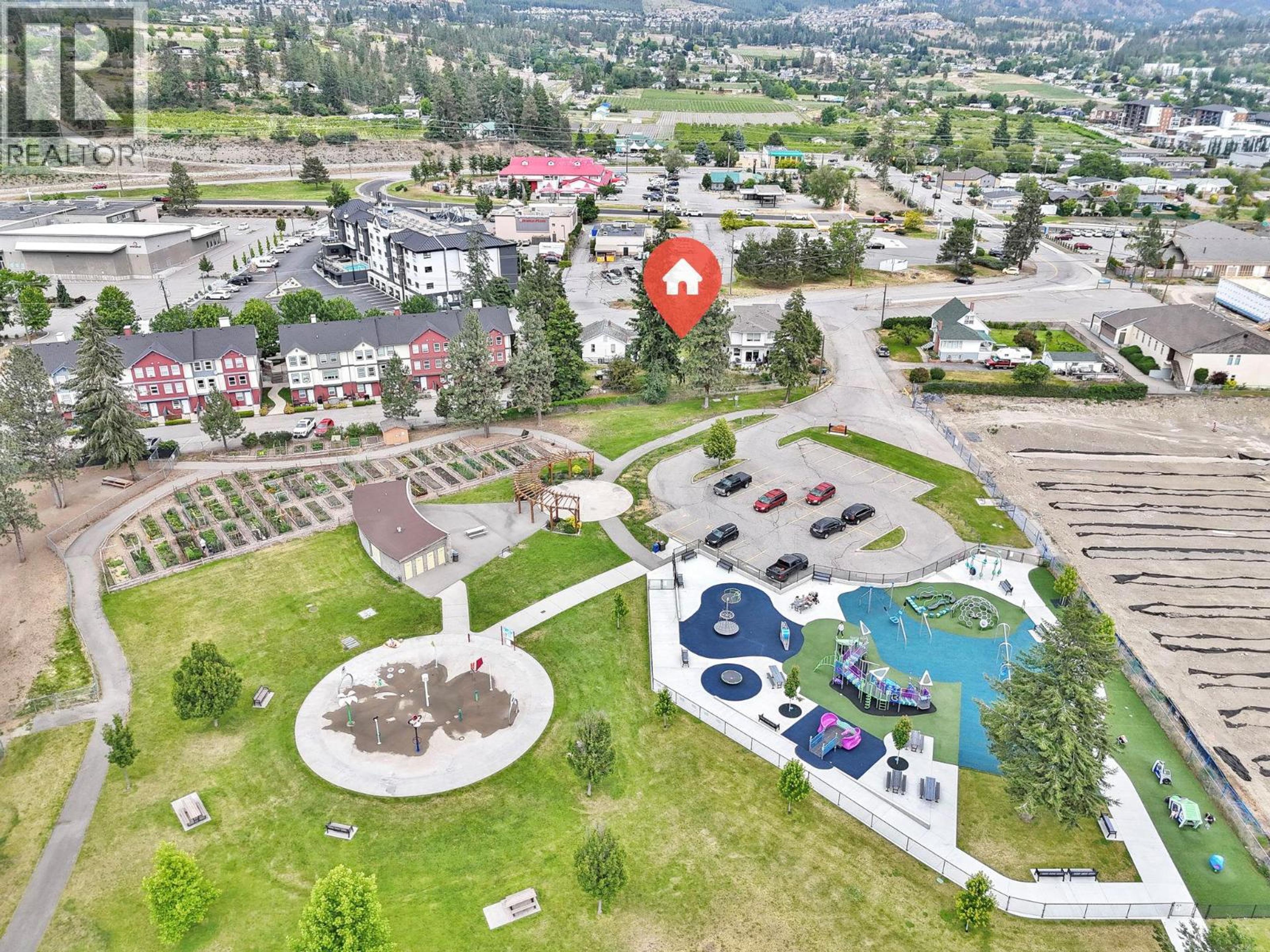 2571 & 2573 HEBERT ROAD - 10