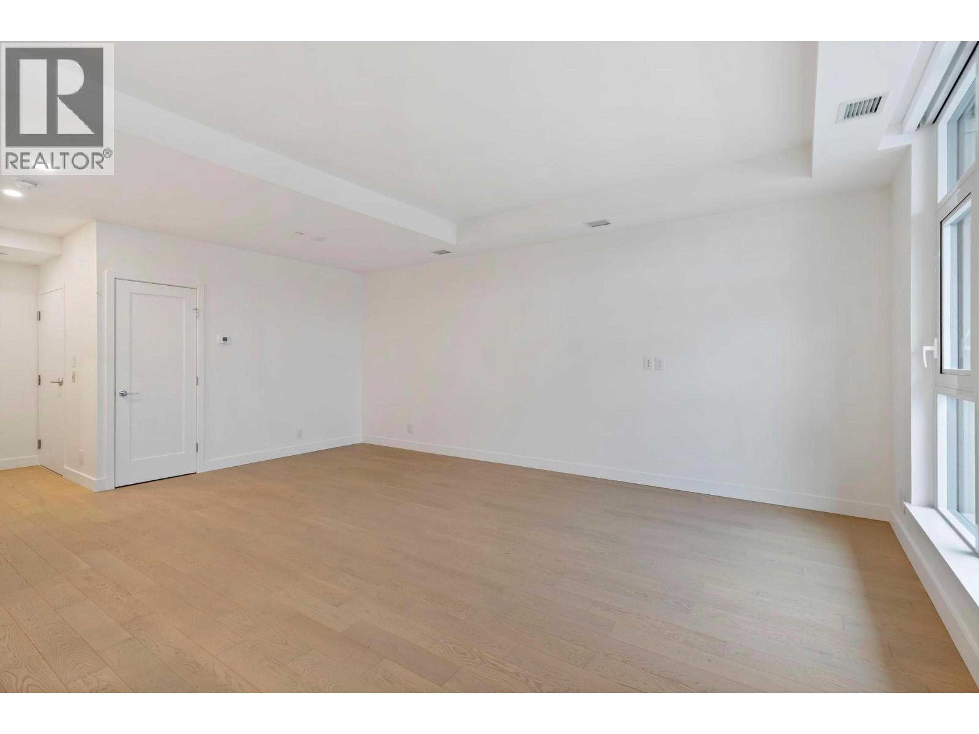 3352 RICHTER STREET - 17