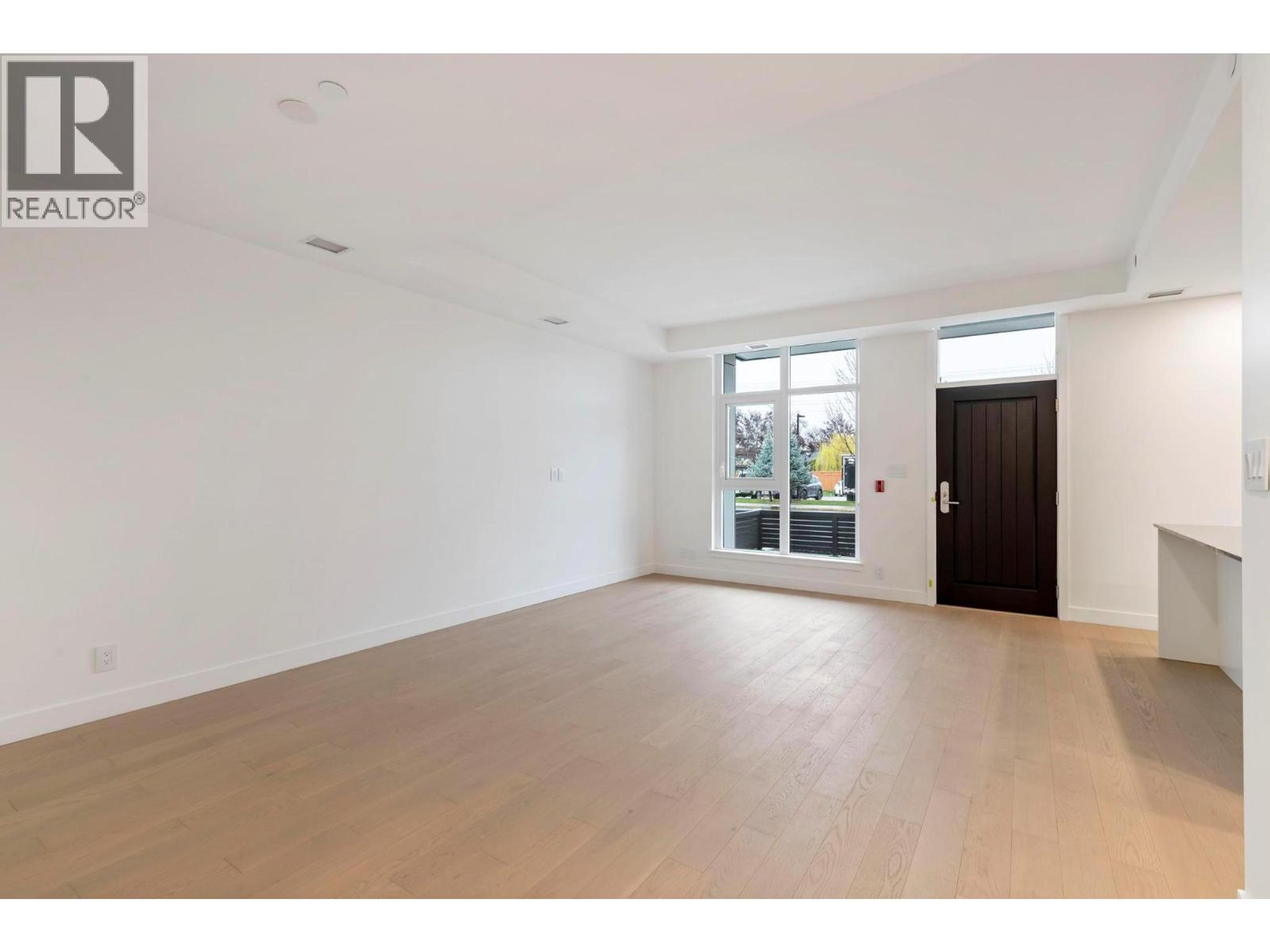 3352 RICHTER STREET - 28