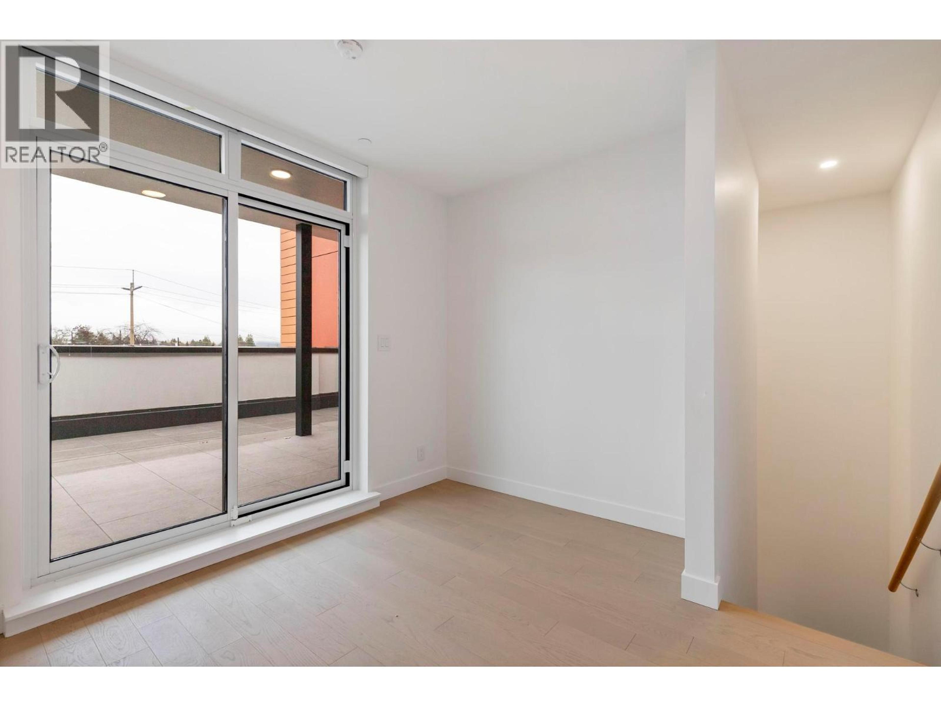 3352 RICHTER STREET - 36