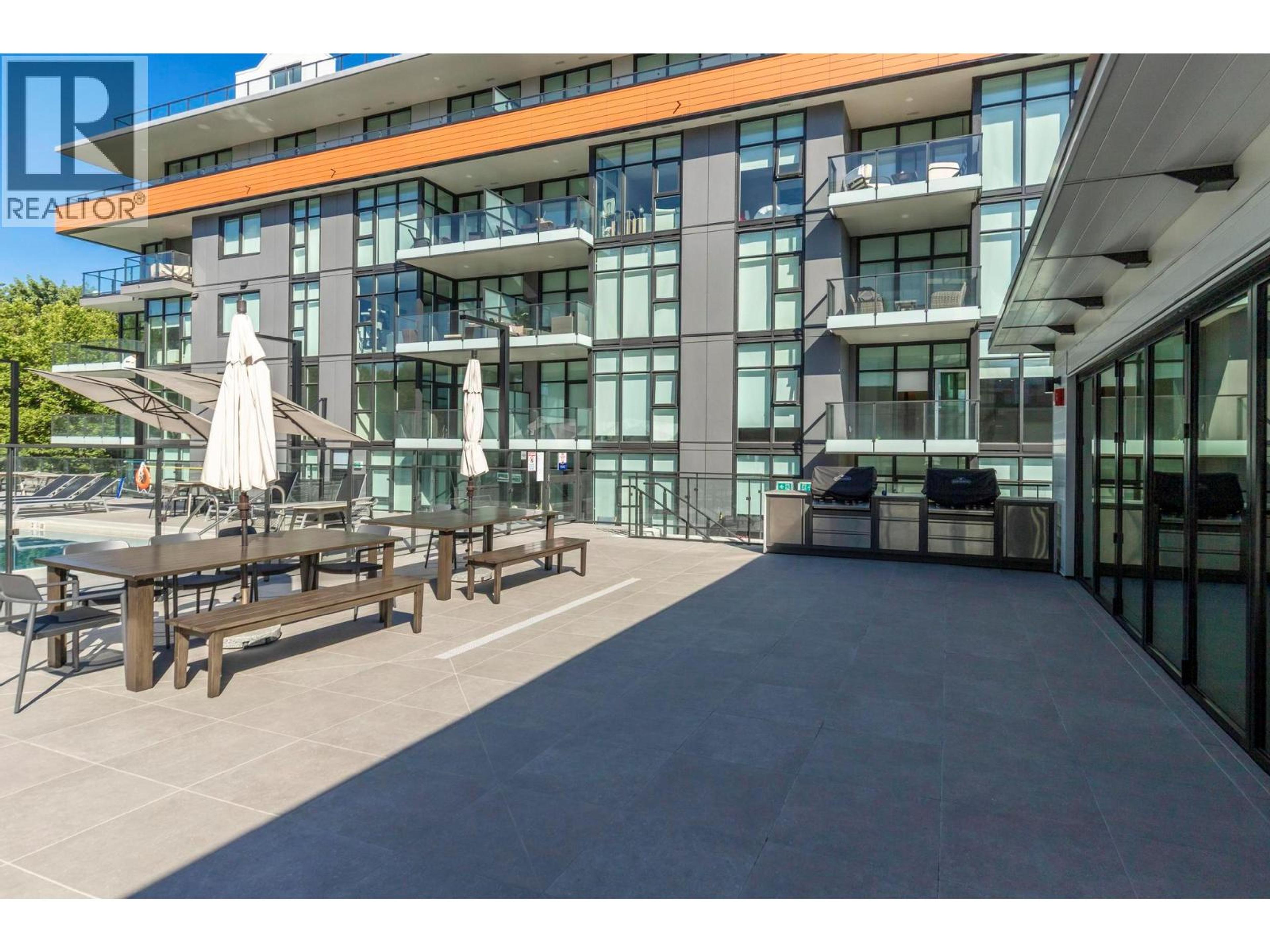 3352 RICHTER STREET - 51