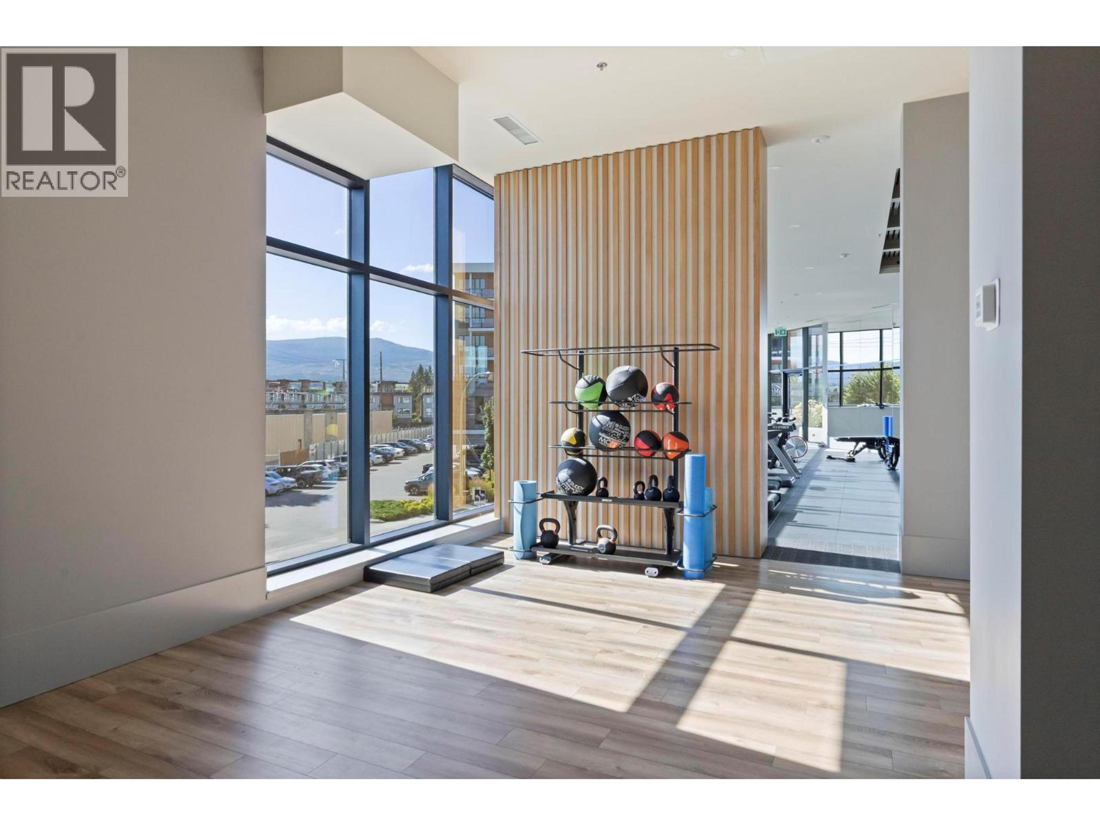 3352 RICHTER STREET - 56