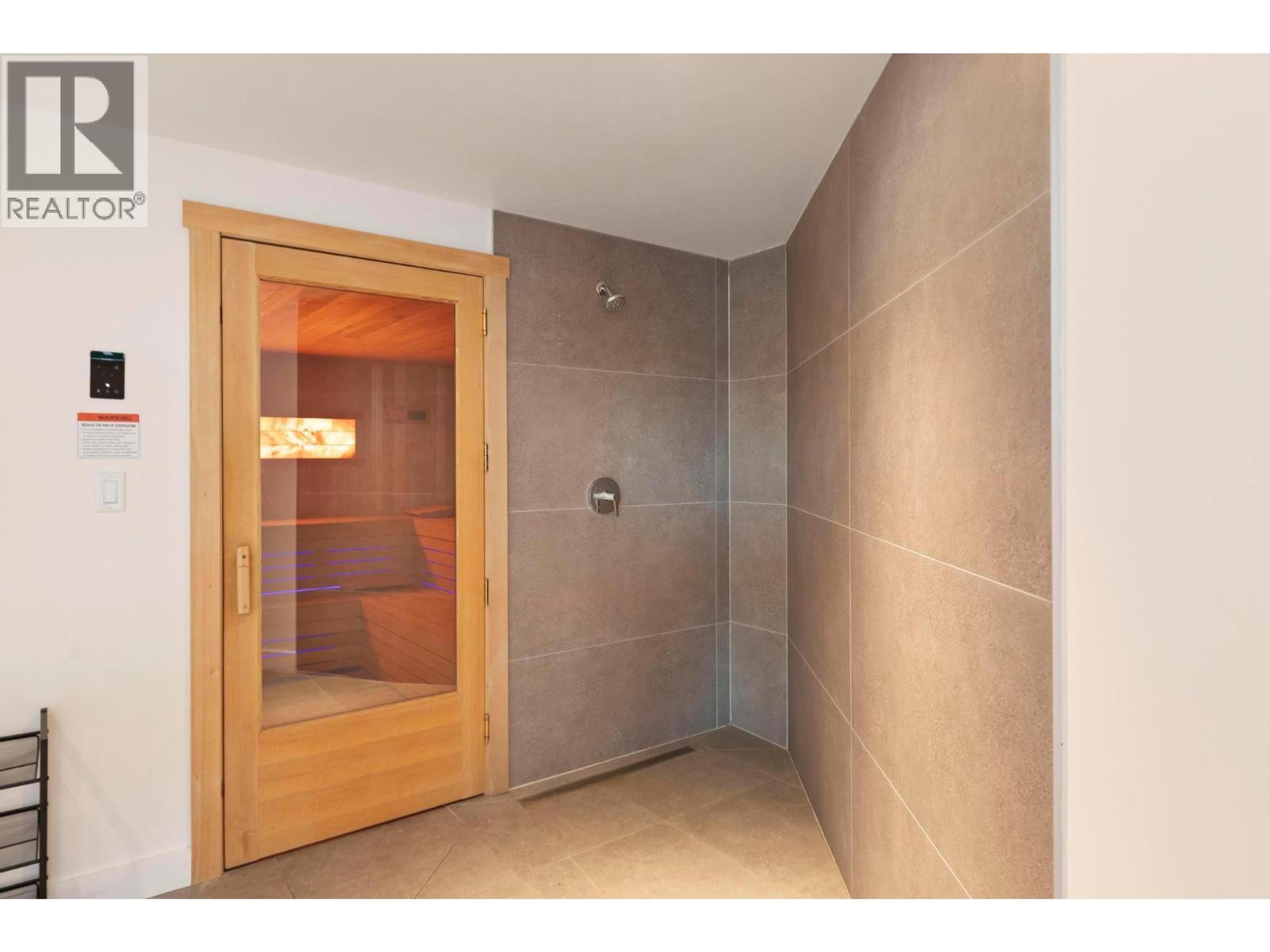 3352 RICHTER STREET - 57