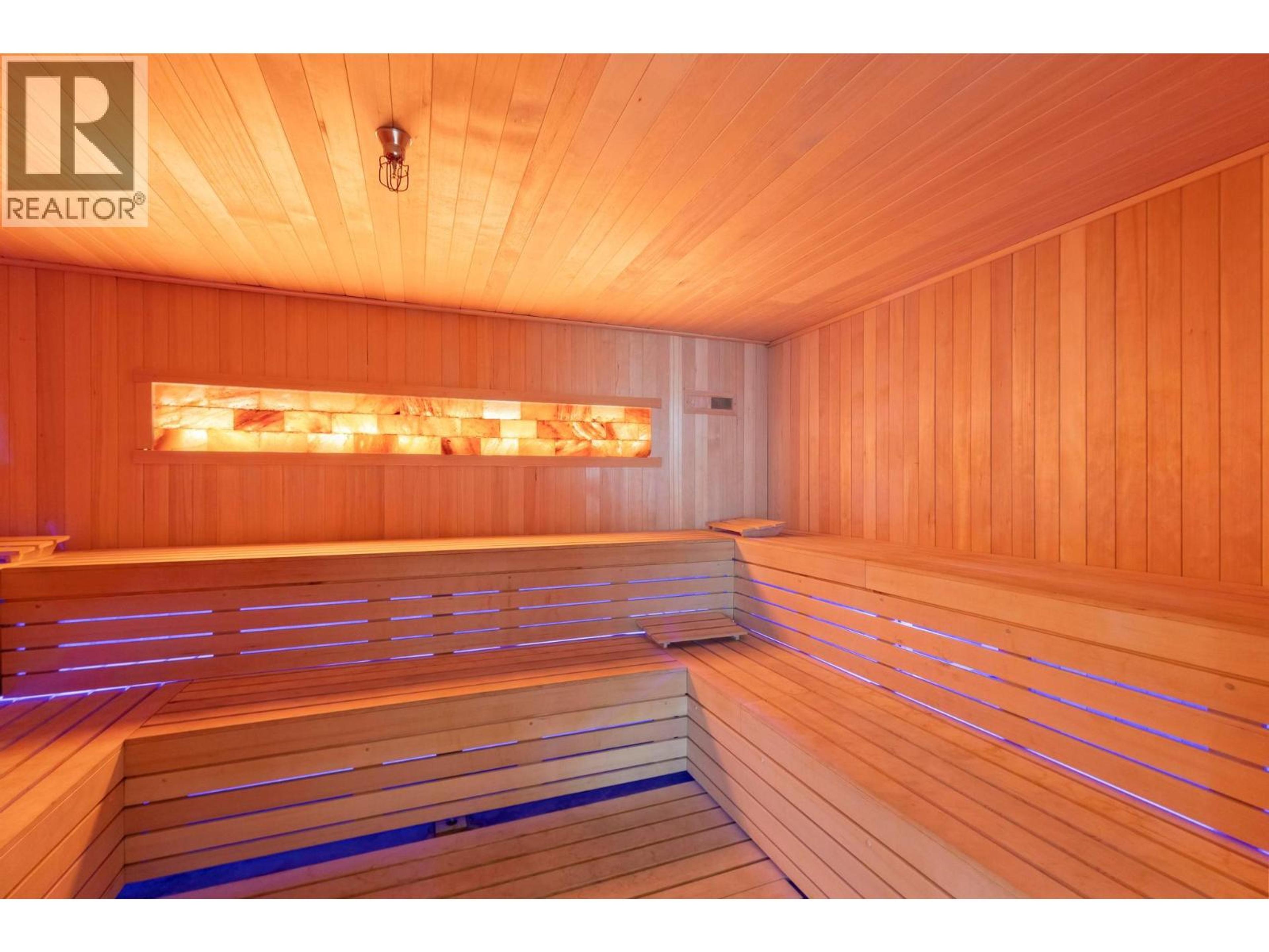 3352 RICHTER STREET - 58