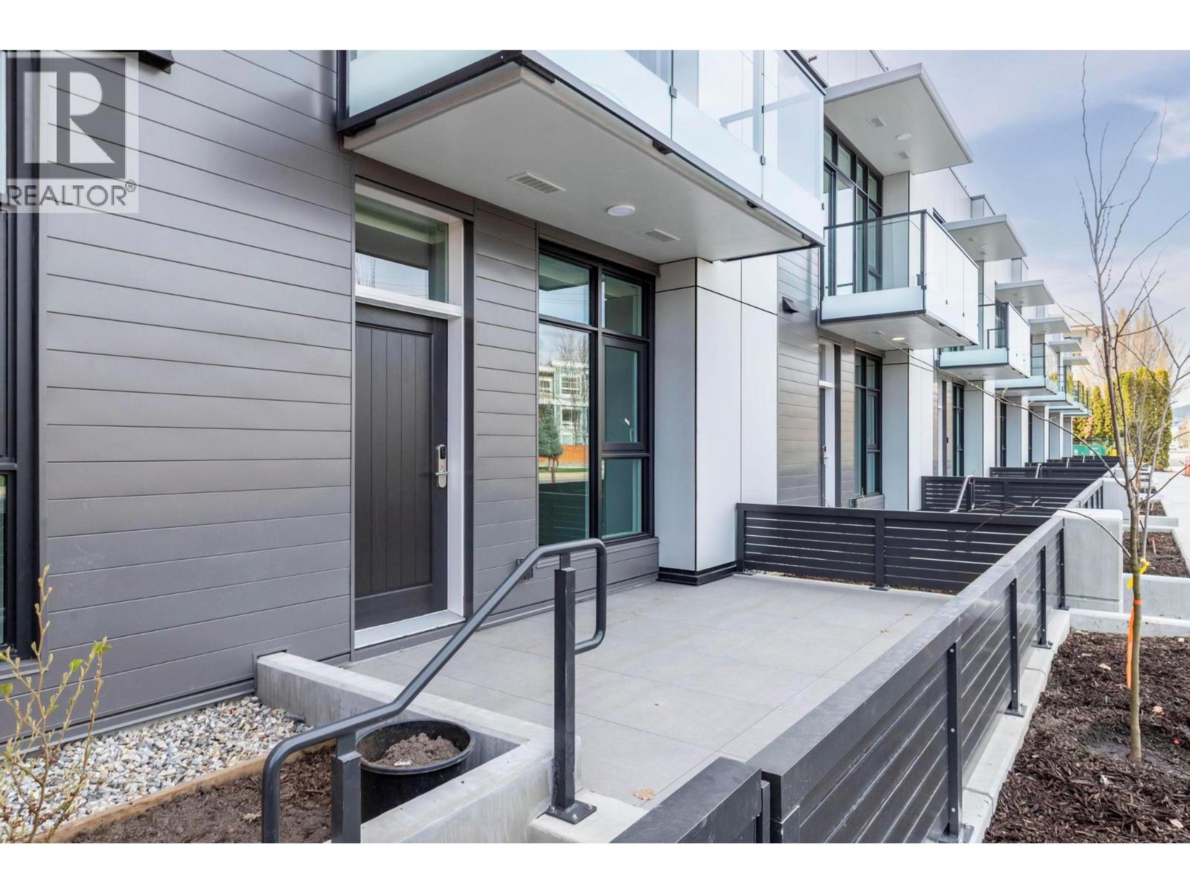 3352 RICHTER STREET - 6