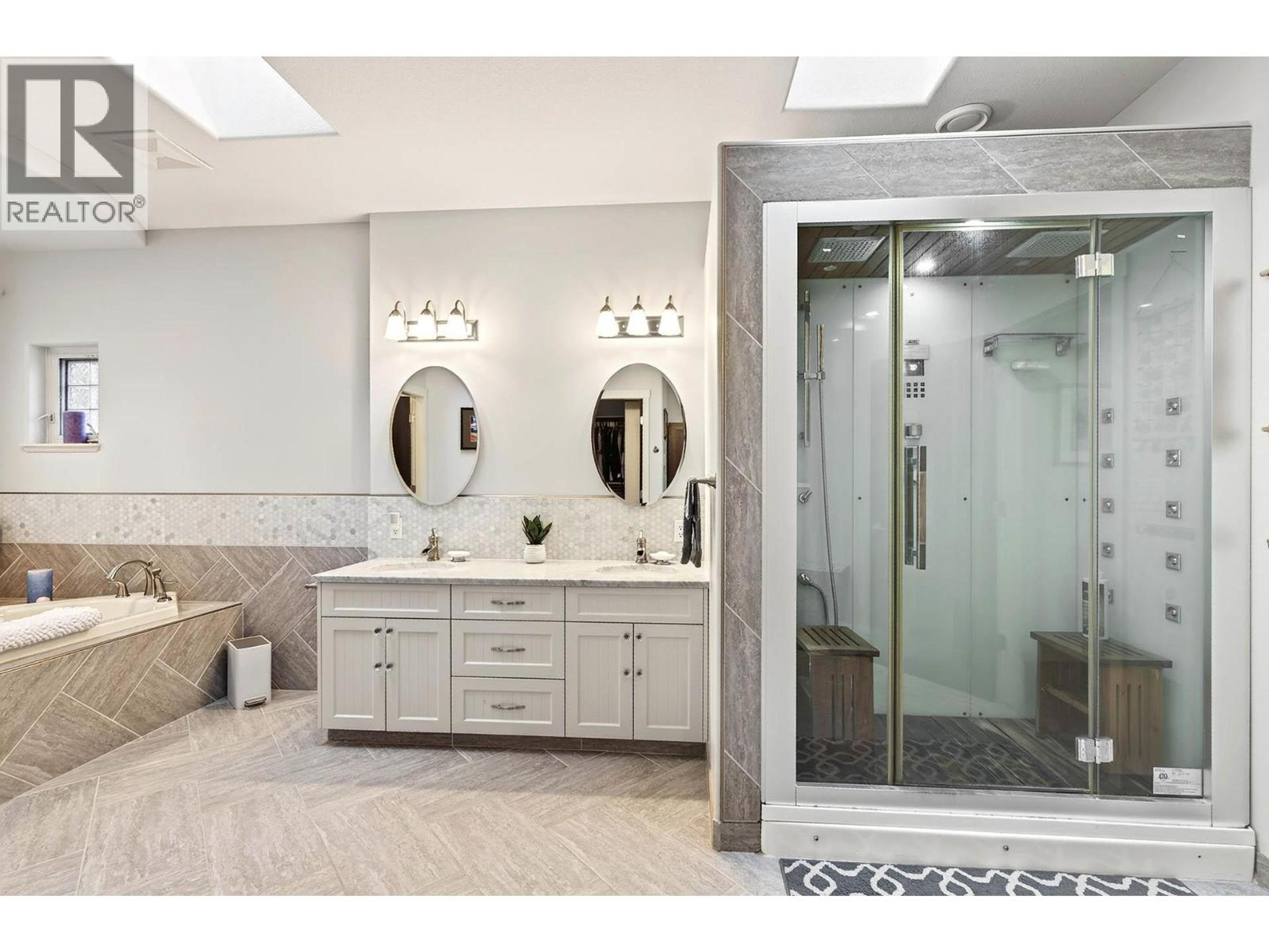 302 MARIPOSA COURT - 13