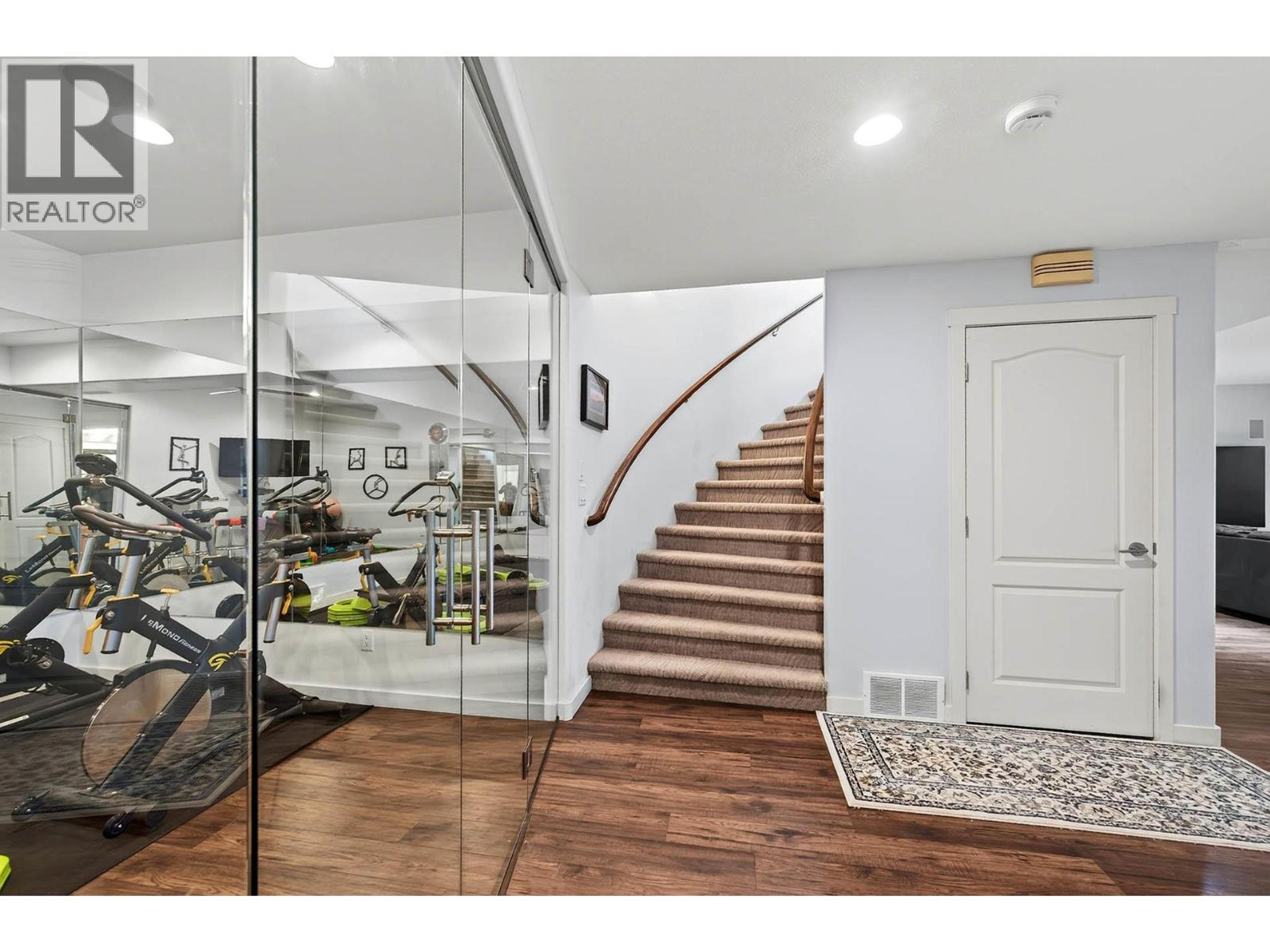 302 MARIPOSA COURT - 41