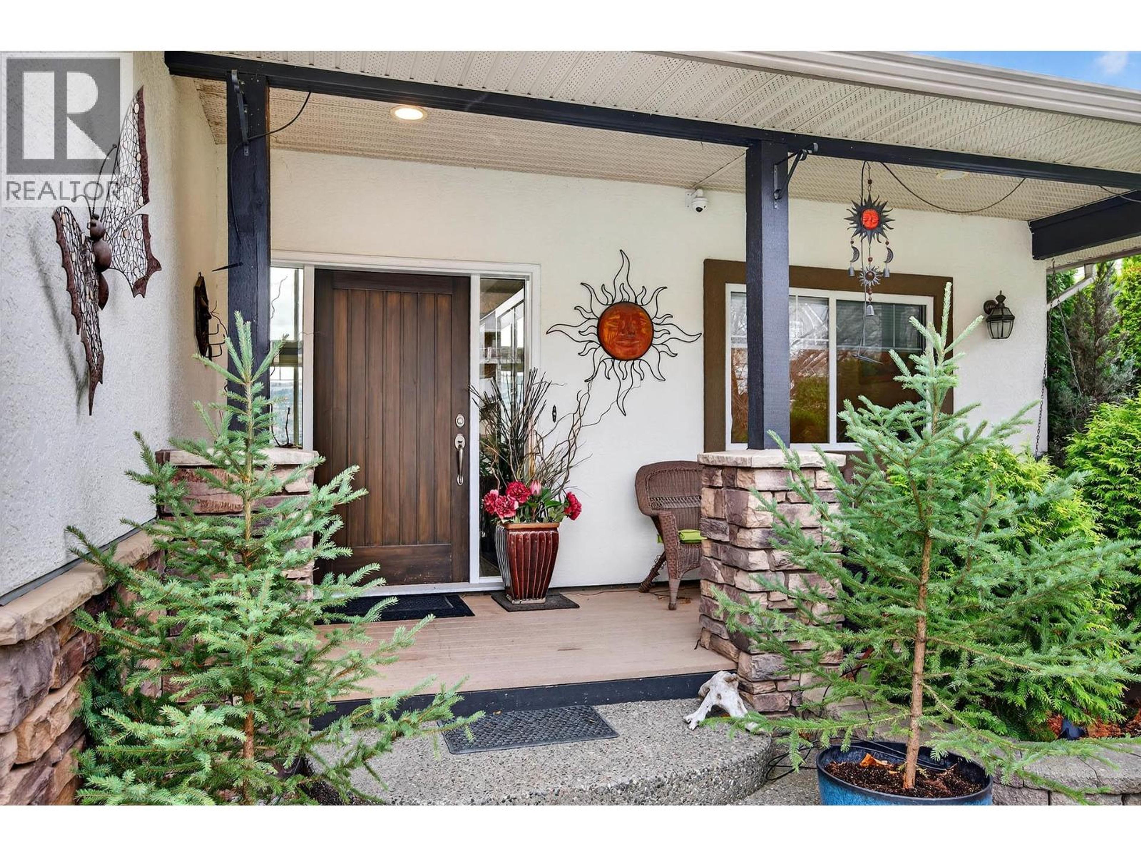 302 MARIPOSA COURT - 25