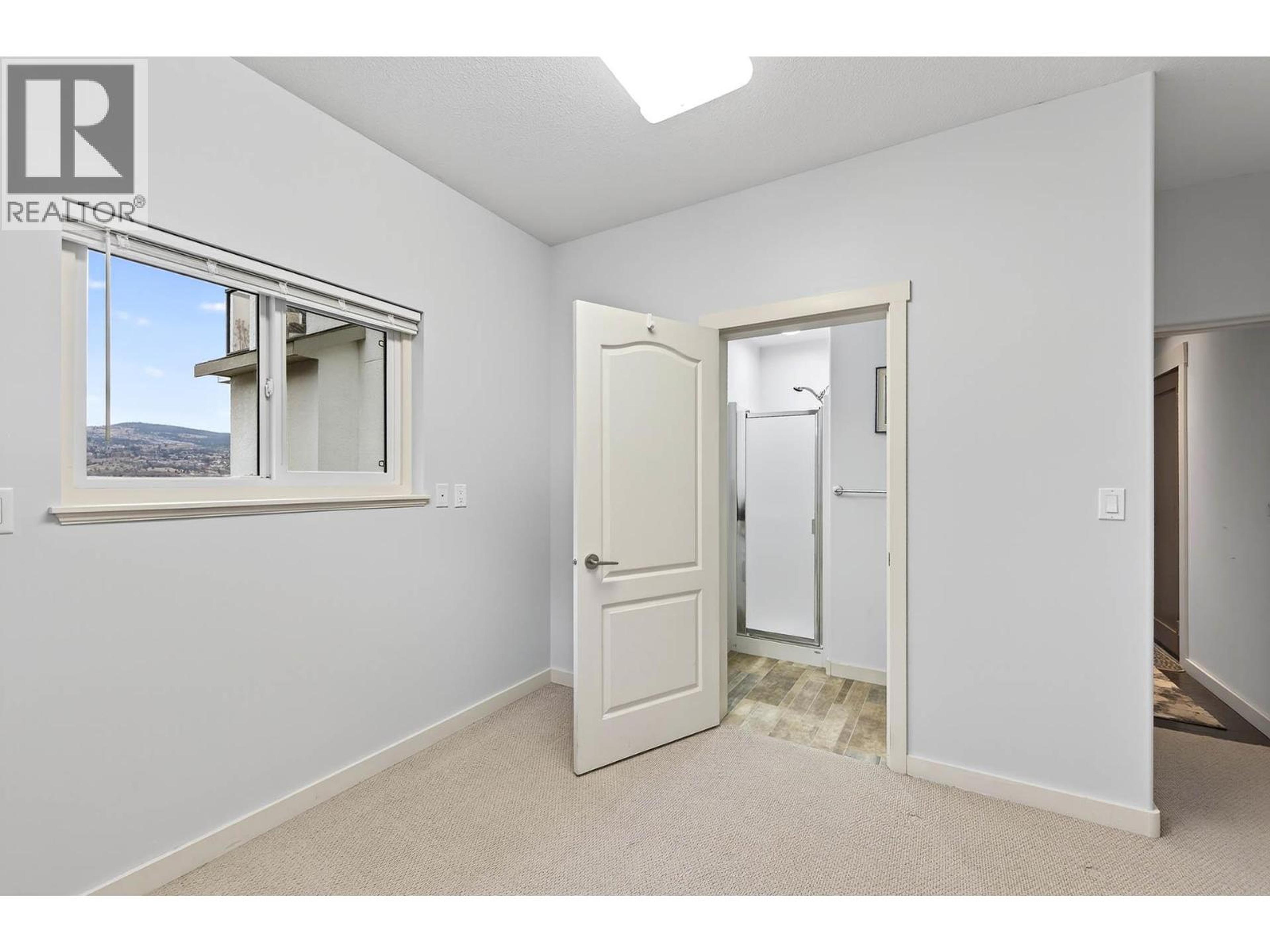 302 MARIPOSA COURT - 21