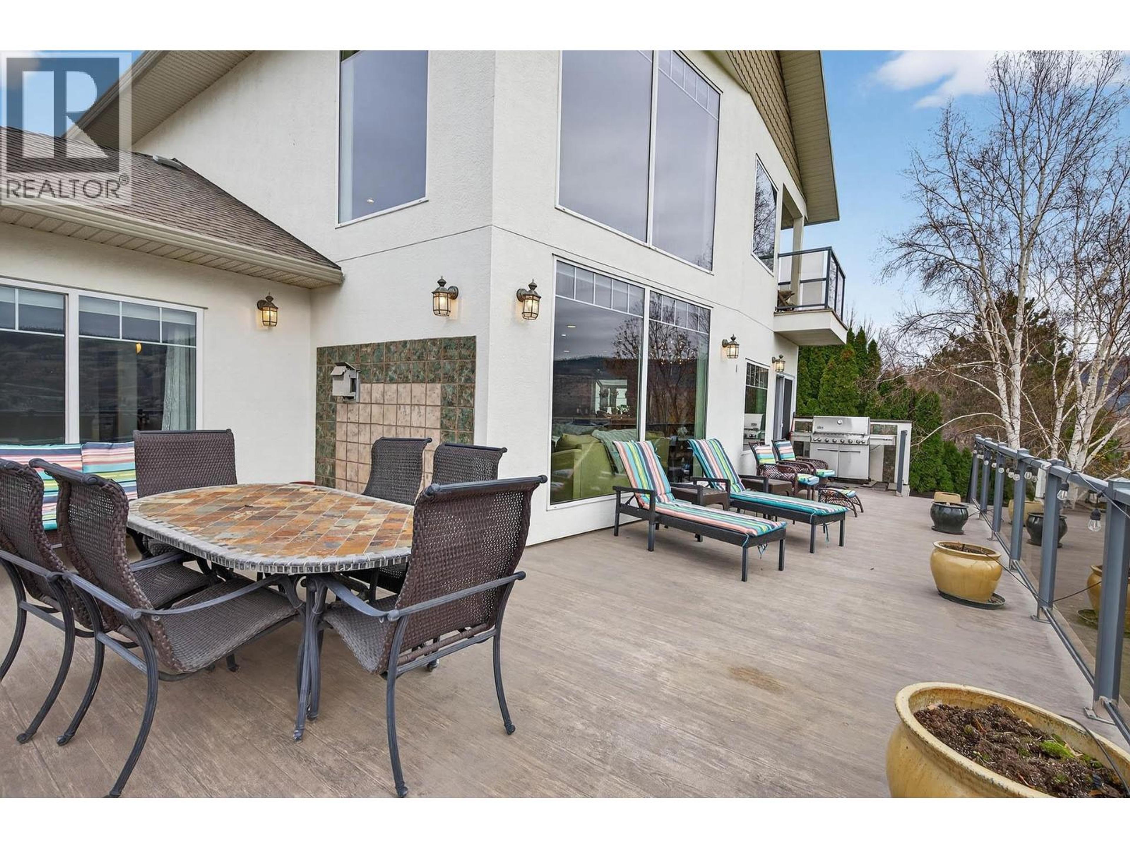 302 MARIPOSA COURT - 30