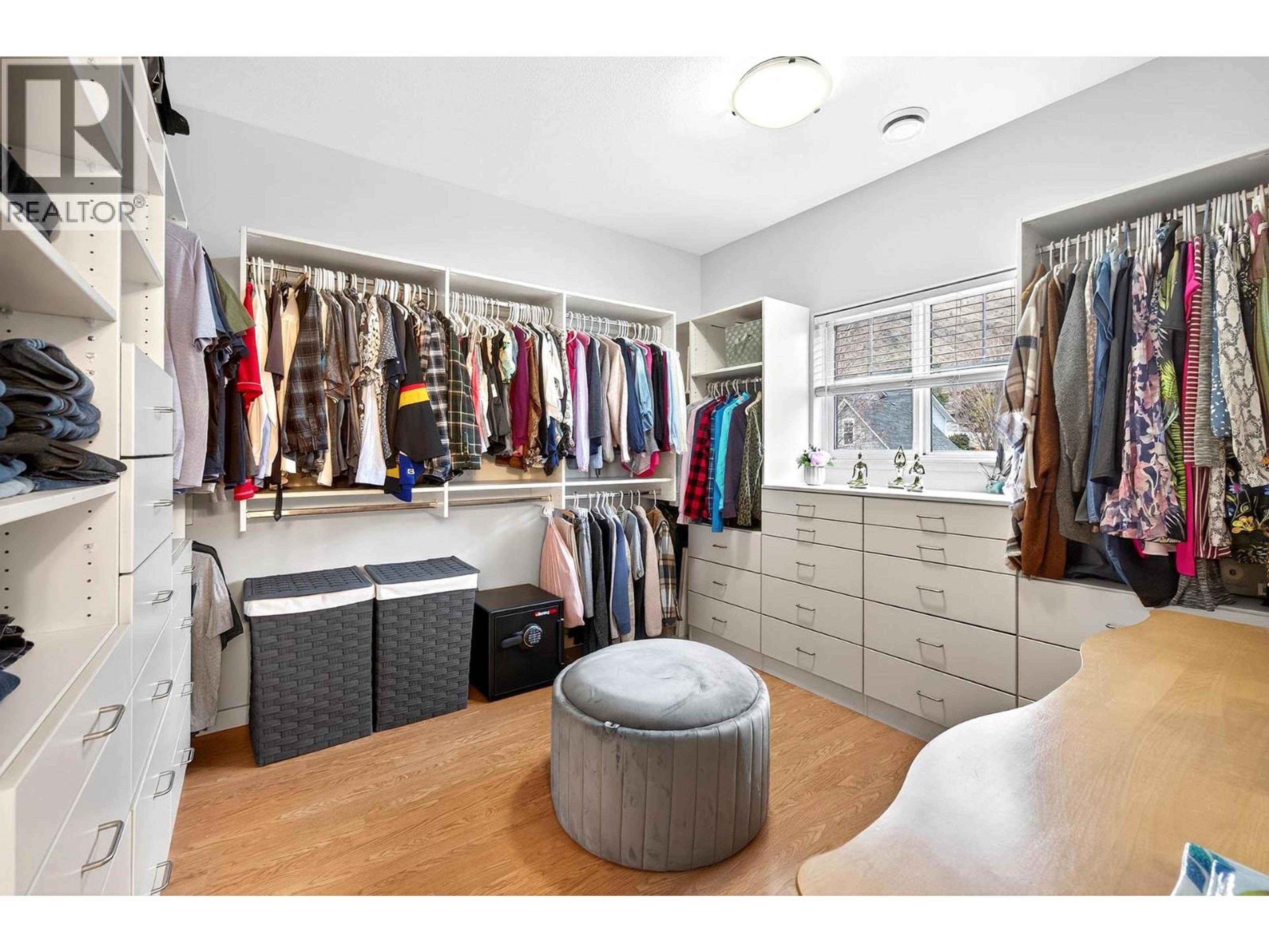 302 MARIPOSA COURT - 15