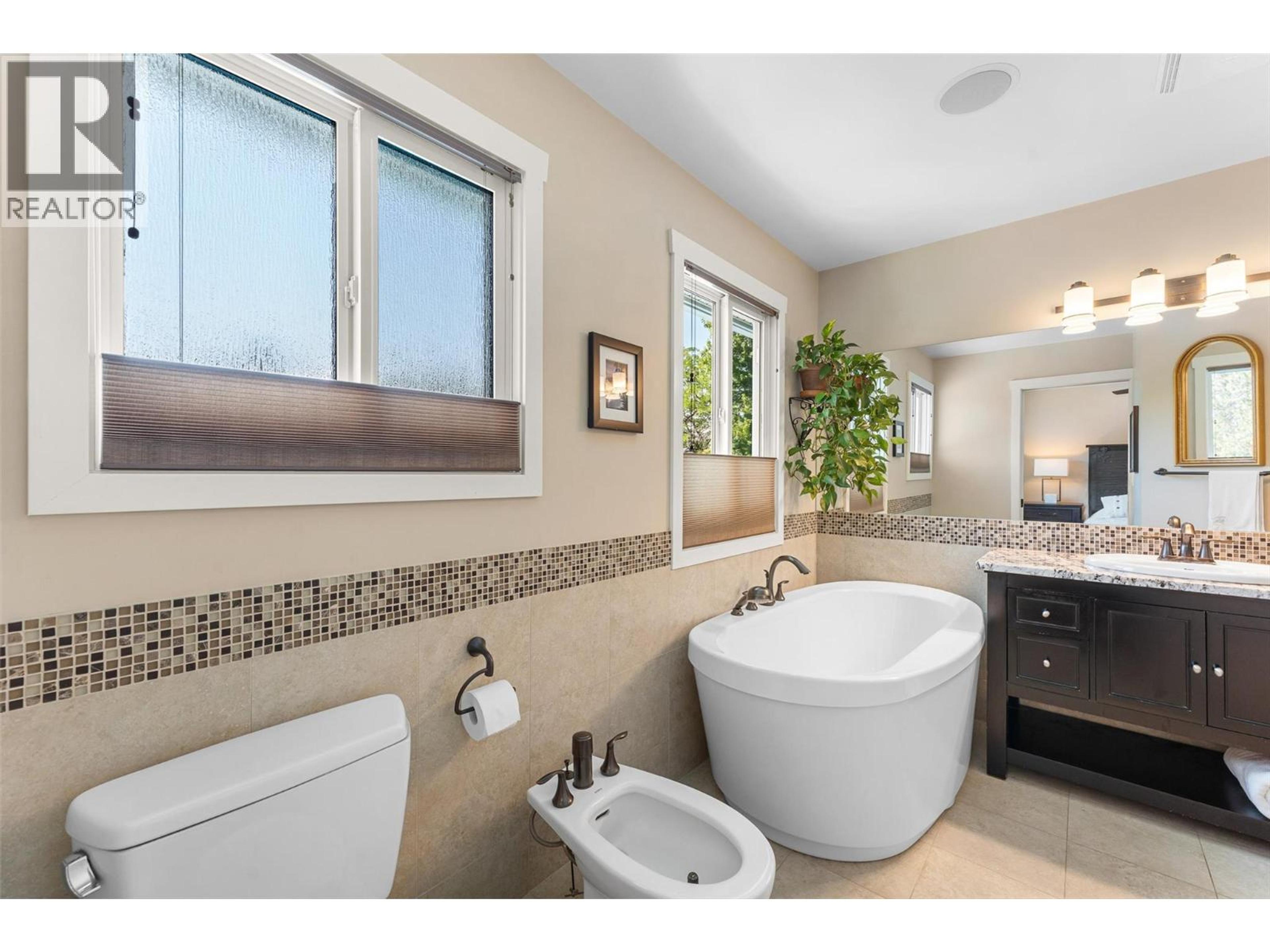 2710 GUIDI ROAD - 29