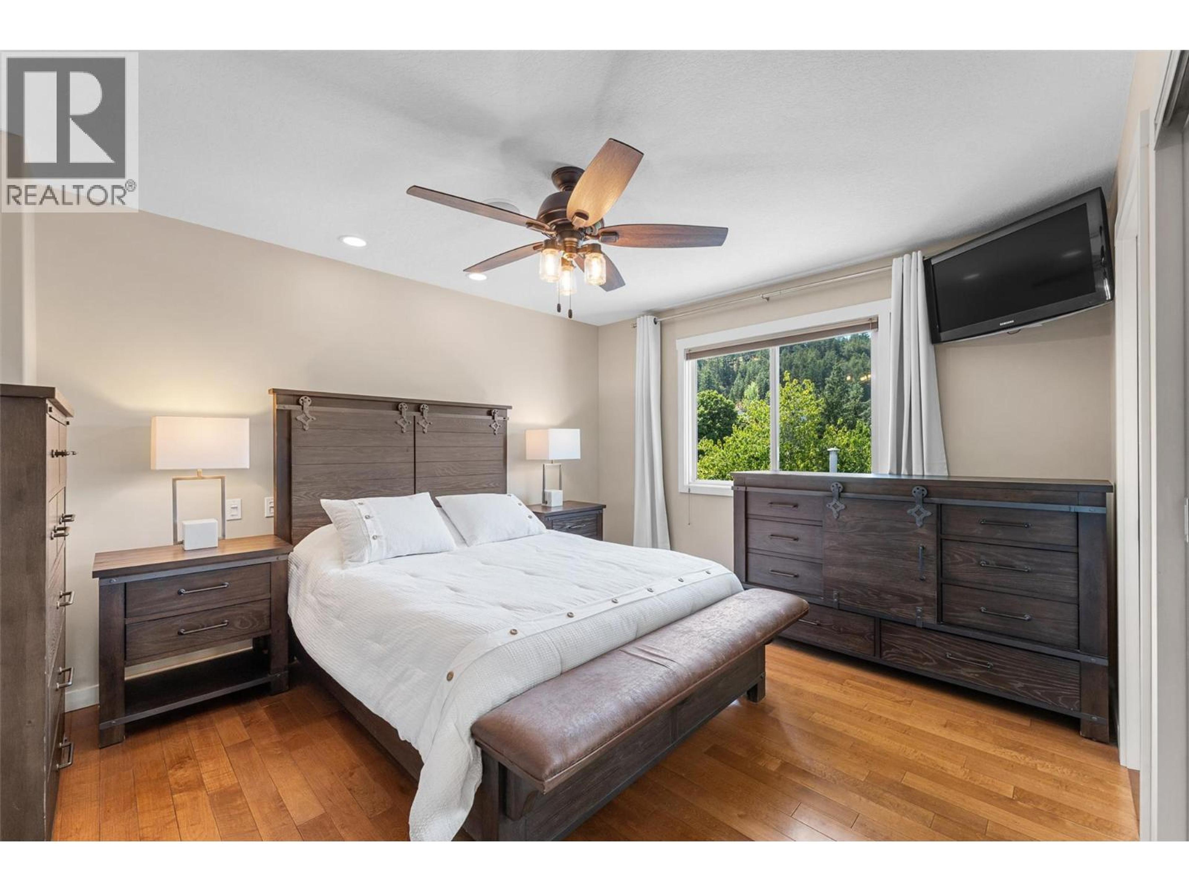 2710 GUIDI ROAD - 27